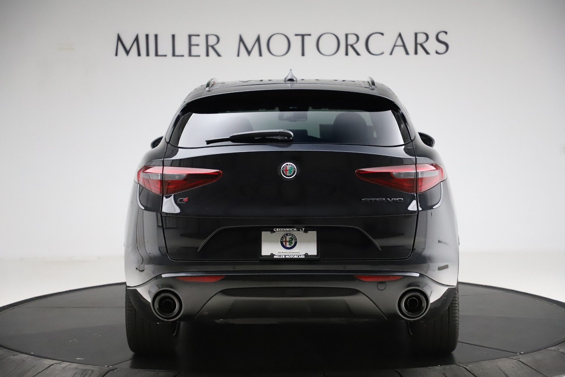 New 2020 Alfa Romeo Stelvio Ti Sport Q4 | St. Petersburg, FL
