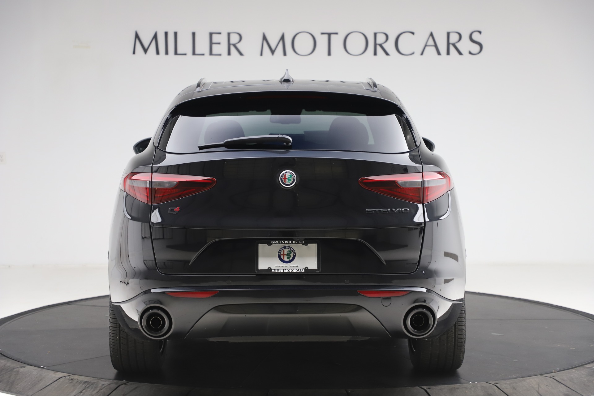 New 2020 Alfa Romeo Stelvio Ti Sport Q4 | St. Petersburg, FL