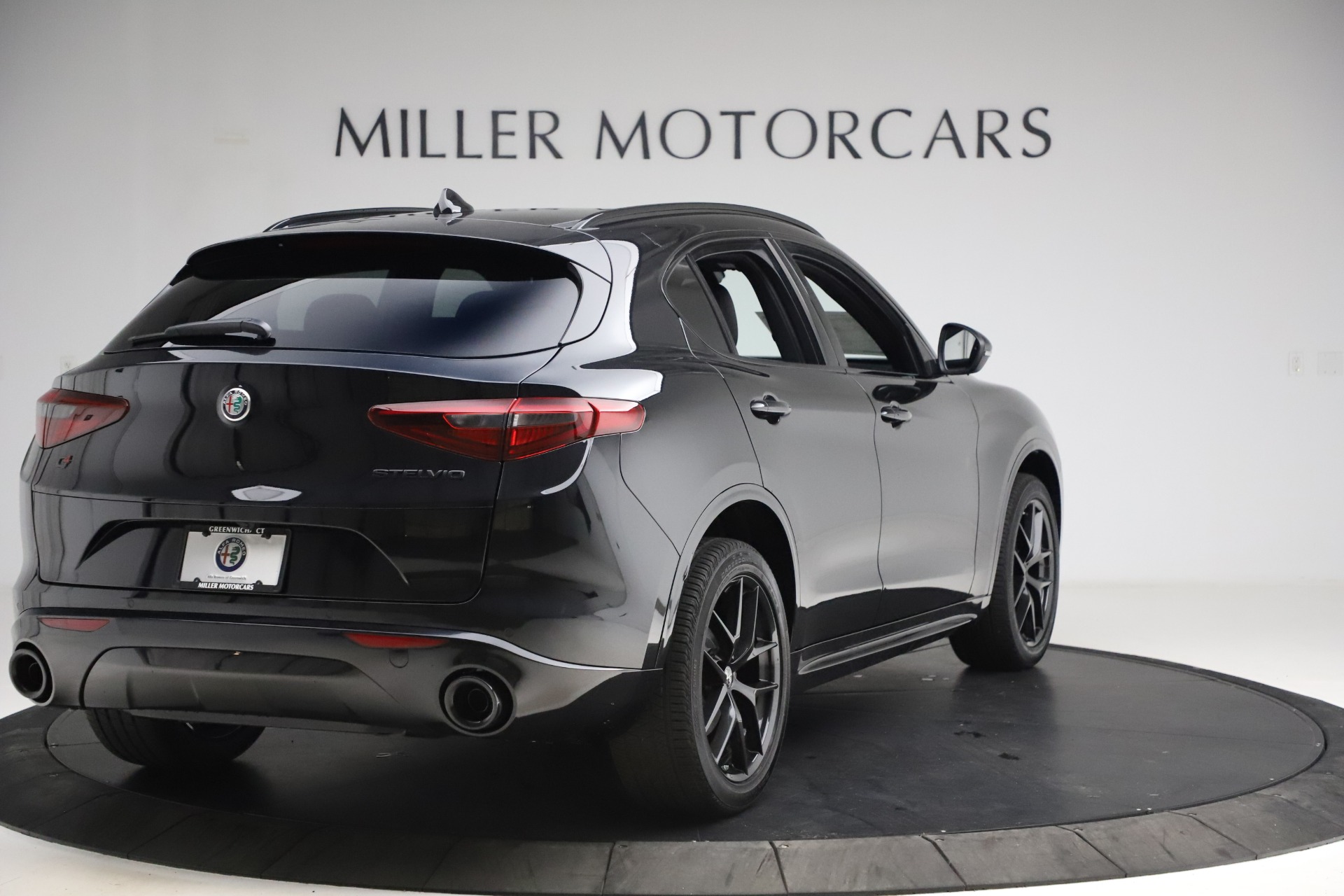 New 2020 Alfa Romeo Stelvio Ti Sport Q4 | St. Petersburg, FL
