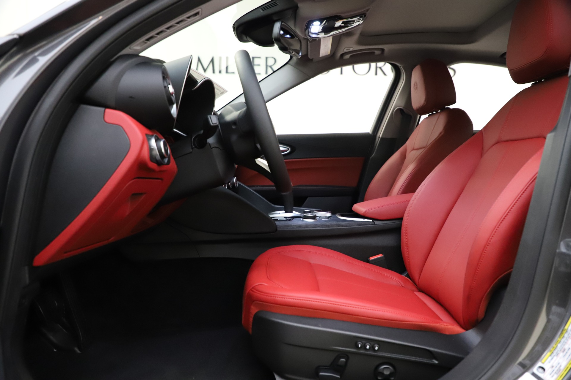New 2021 Alfa Romeo Giulia Q4 | St. Petersburg, FL