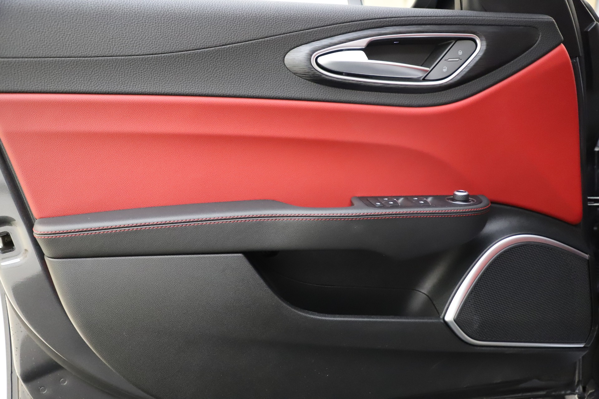 New 2021 Alfa Romeo Giulia Q4 | St. Petersburg, FL