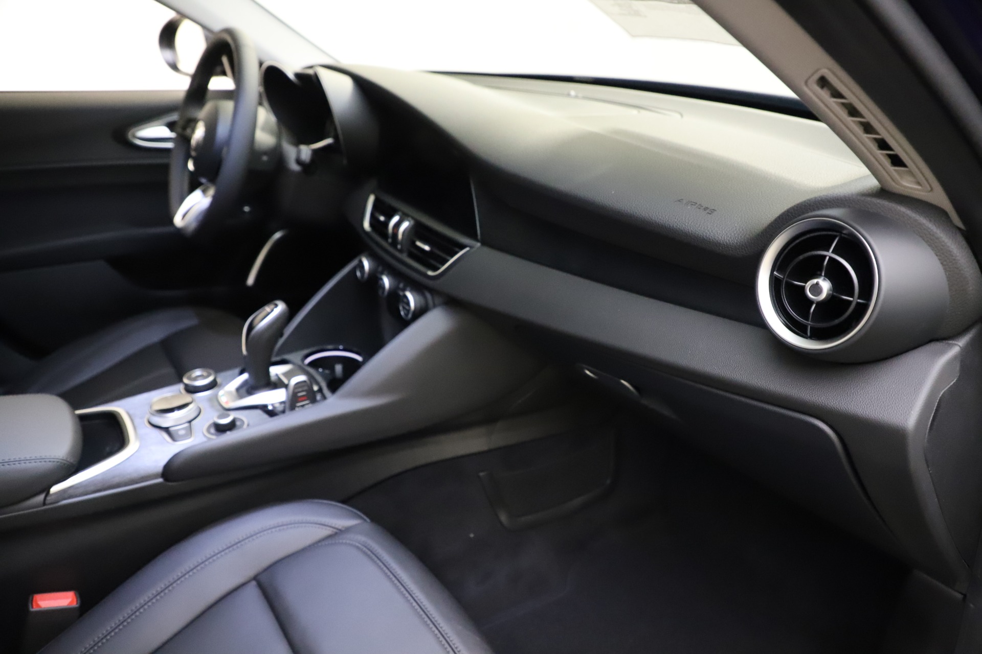 New 2021 Alfa Romeo Giulia Q4 | St. Petersburg, FL