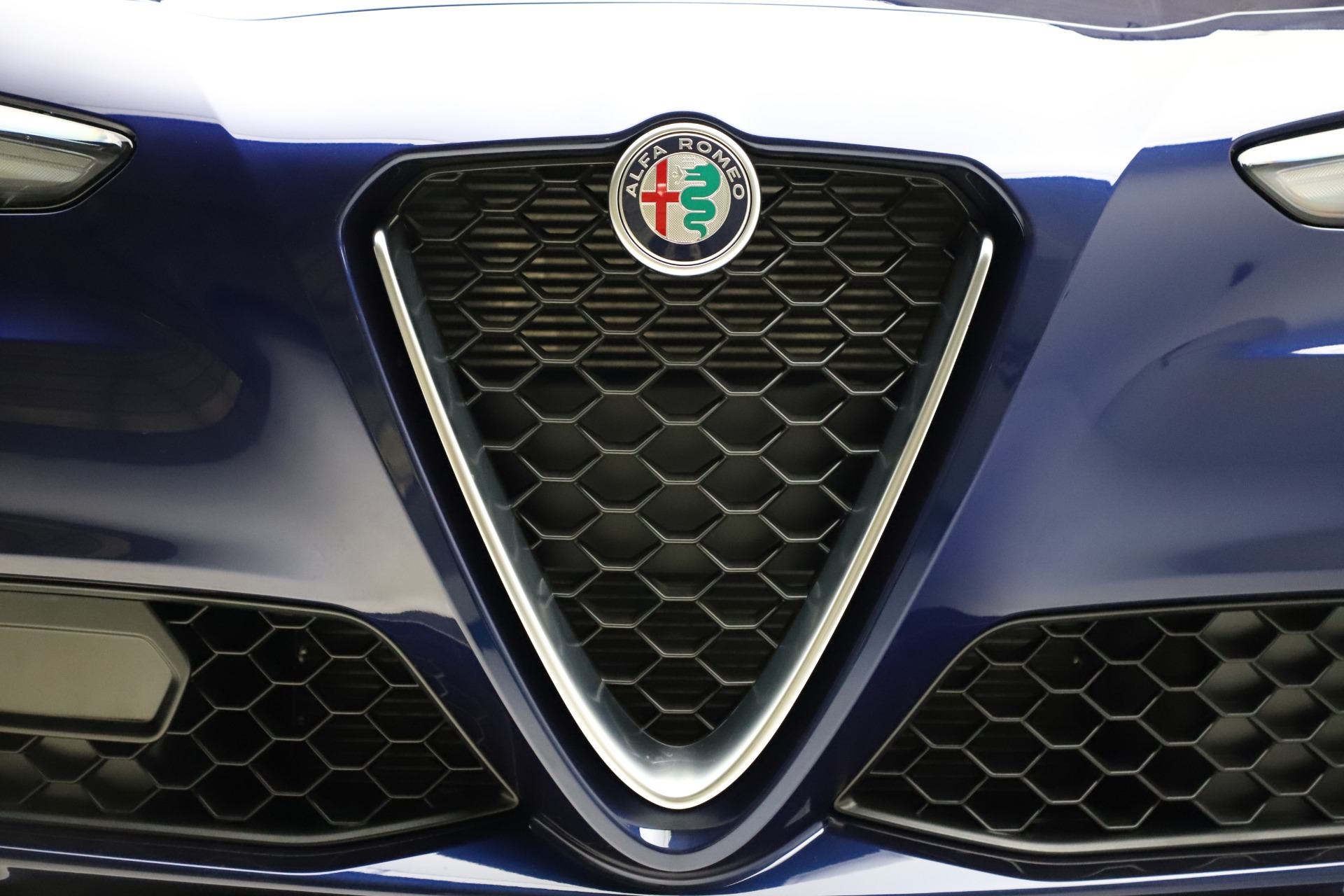 New 2021 Alfa Romeo Giulia Q4 | St. Petersburg, FL