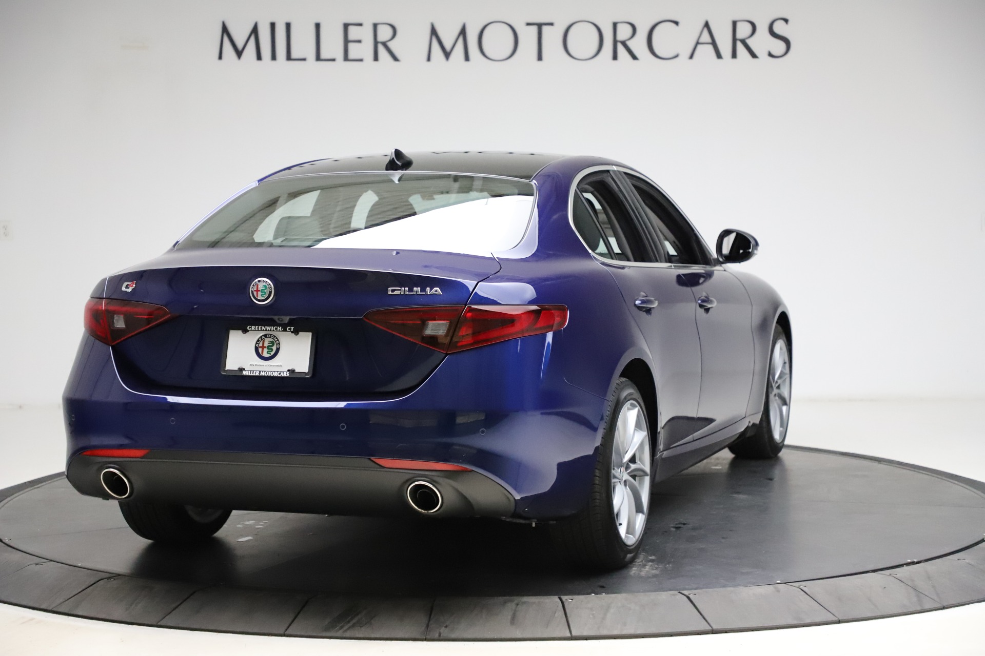 New 2021 Alfa Romeo Giulia Q4 | St. Petersburg, FL