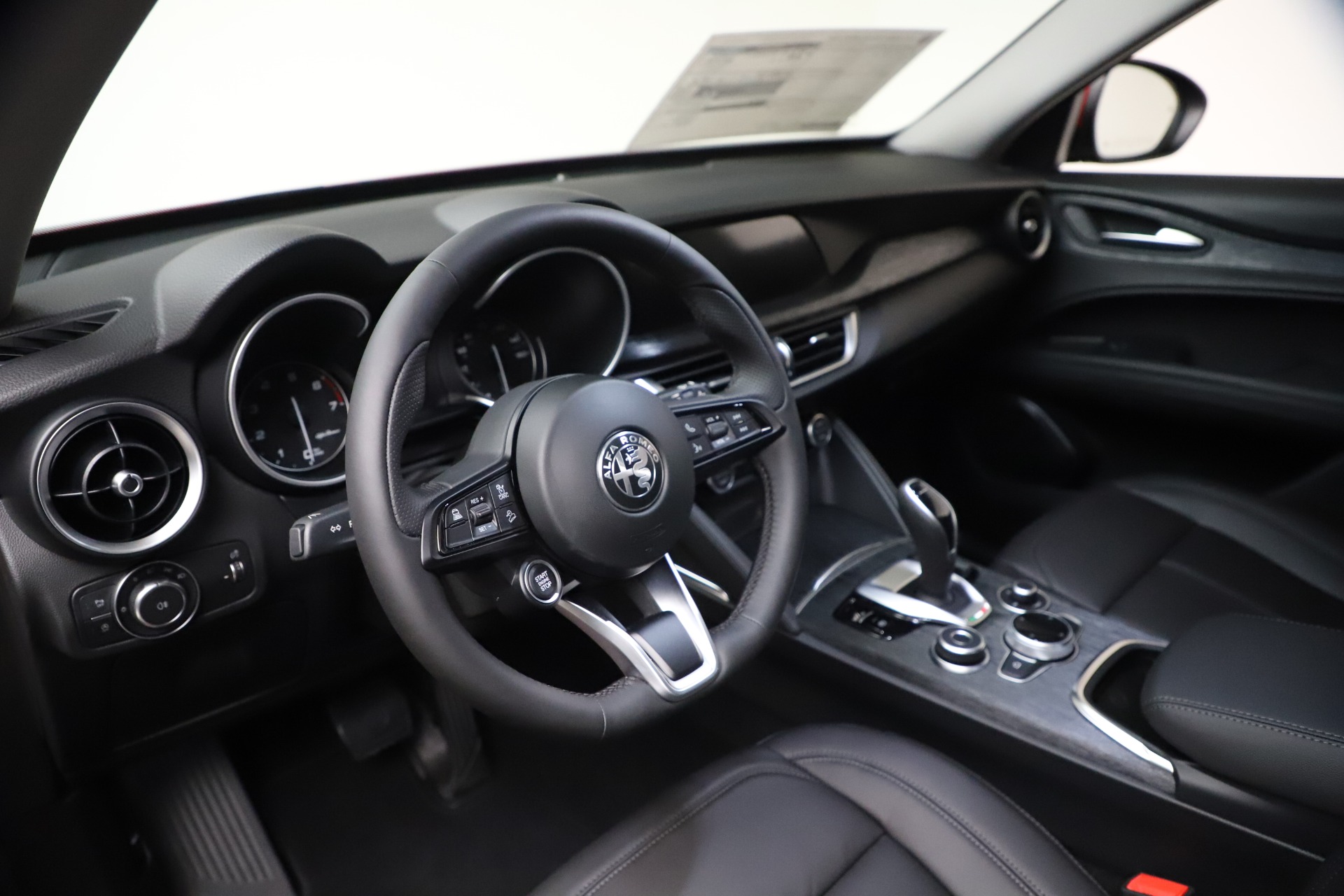 New 2021 Alfa Romeo Stelvio Q4 | St. Petersburg, FL