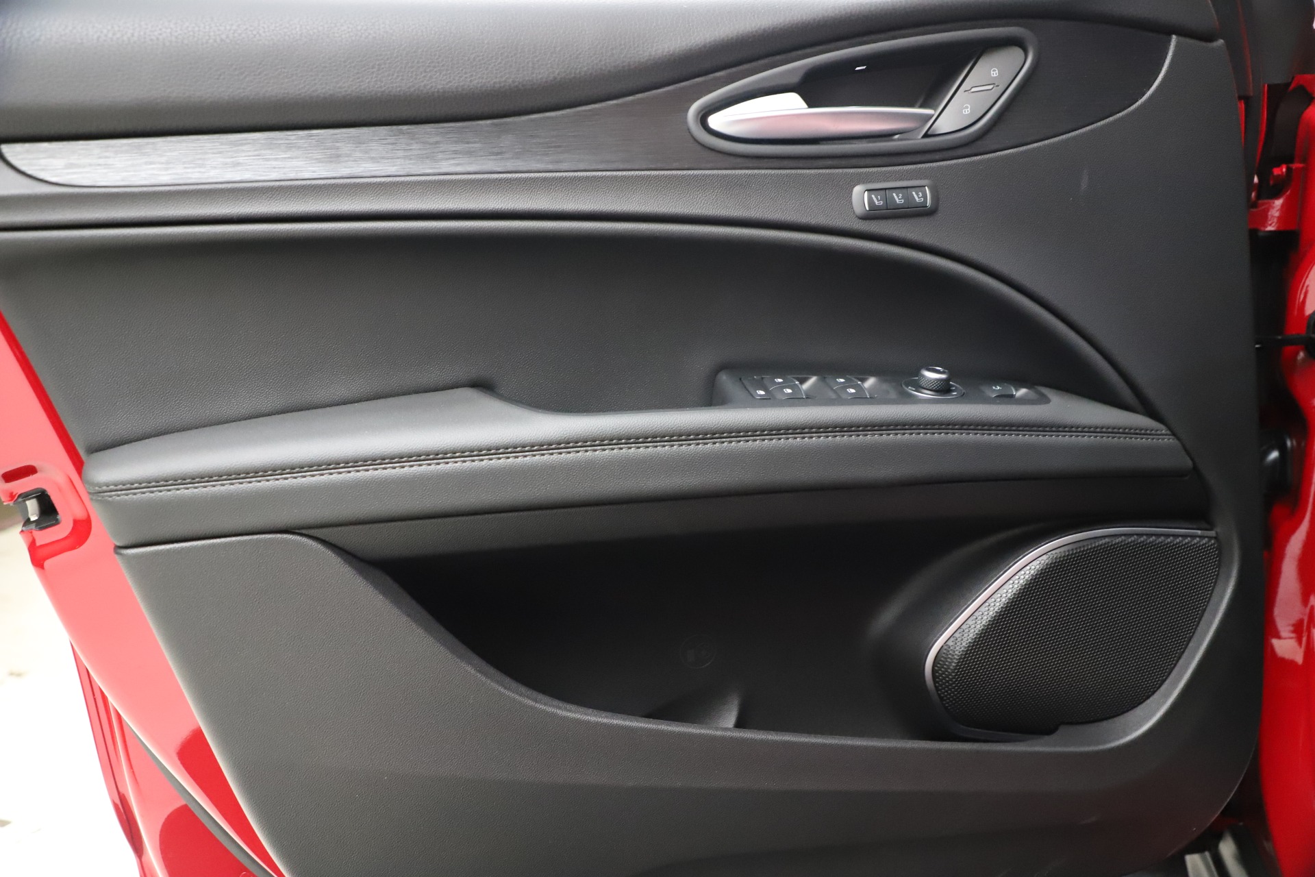 New 2021 Alfa Romeo Stelvio Q4 | St. Petersburg, FL