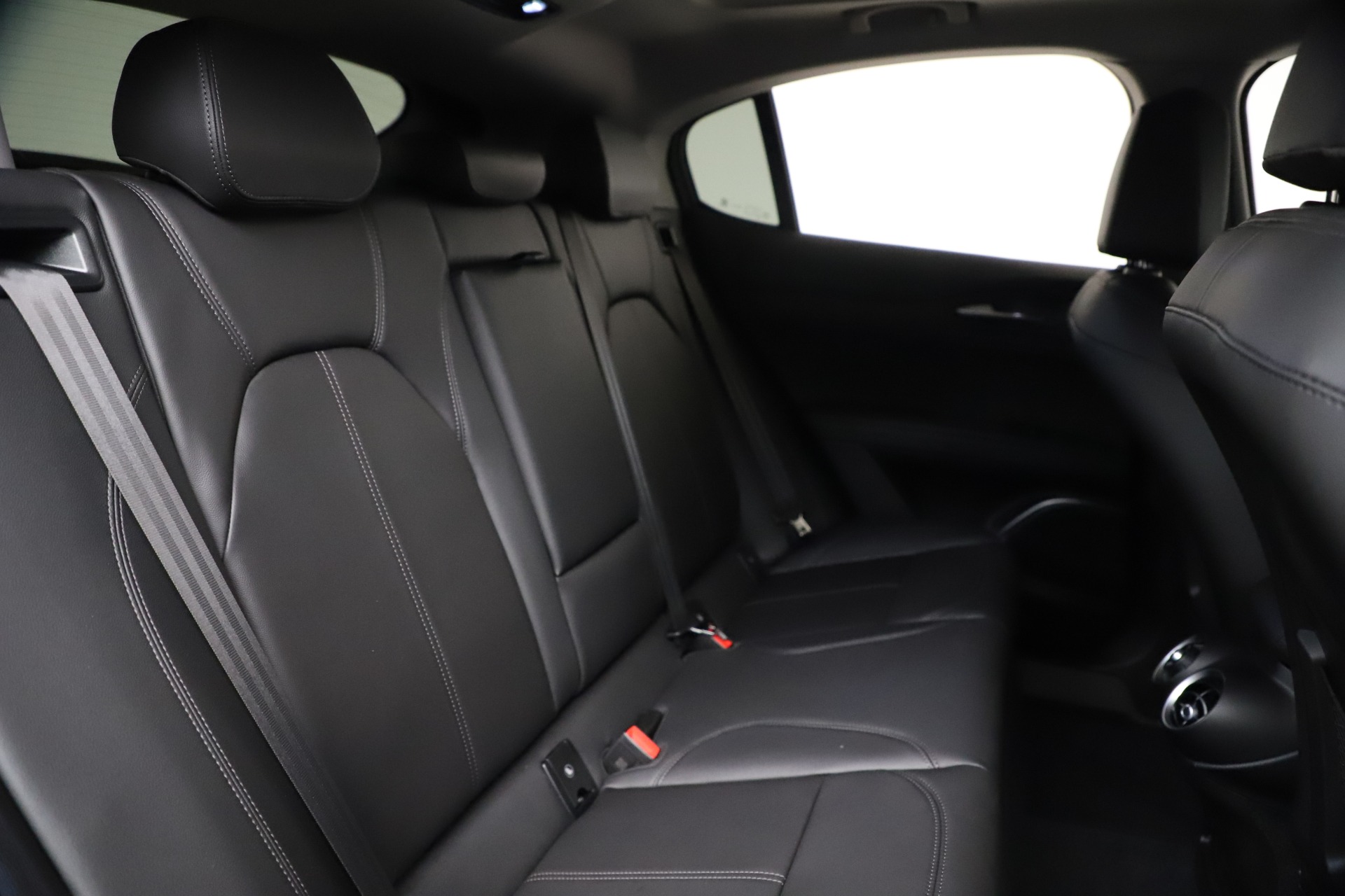 New 2021 Alfa Romeo Stelvio Q4 | St. Petersburg, FL