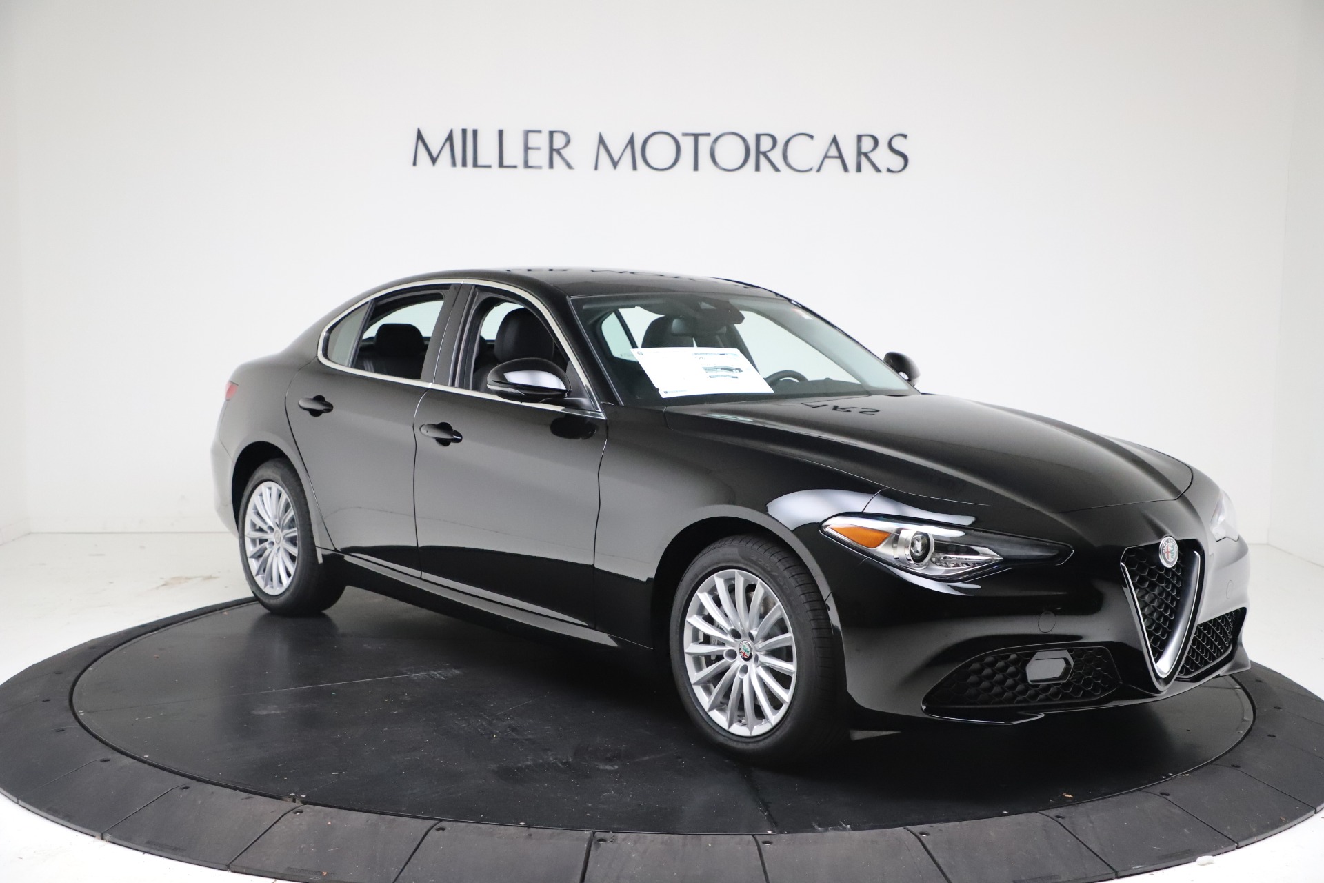 New 2021 Alfa Romeo Giulia Q4 | St. Petersburg, FL