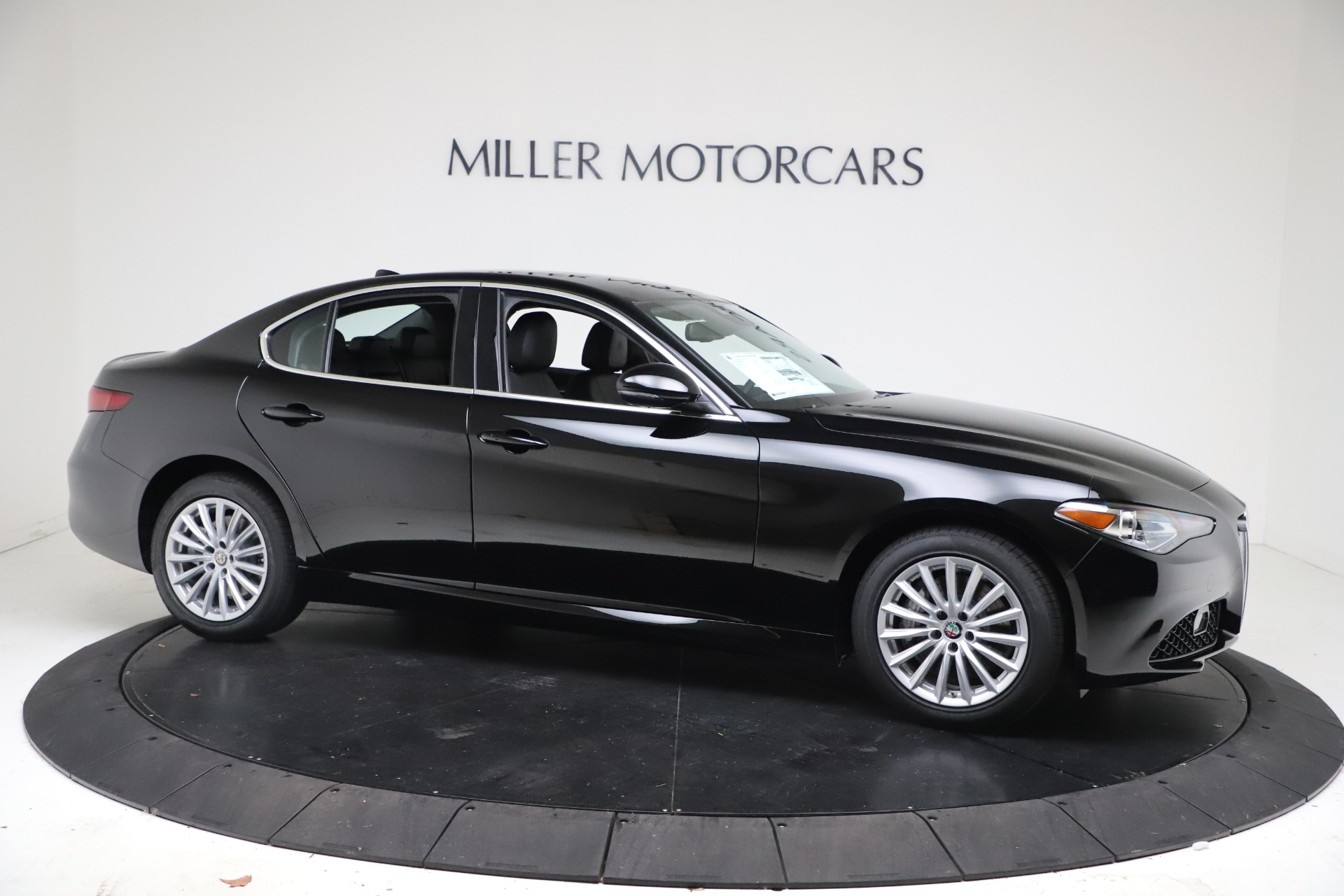 New 2021 Alfa Romeo Giulia Q4 | St. Petersburg, FL