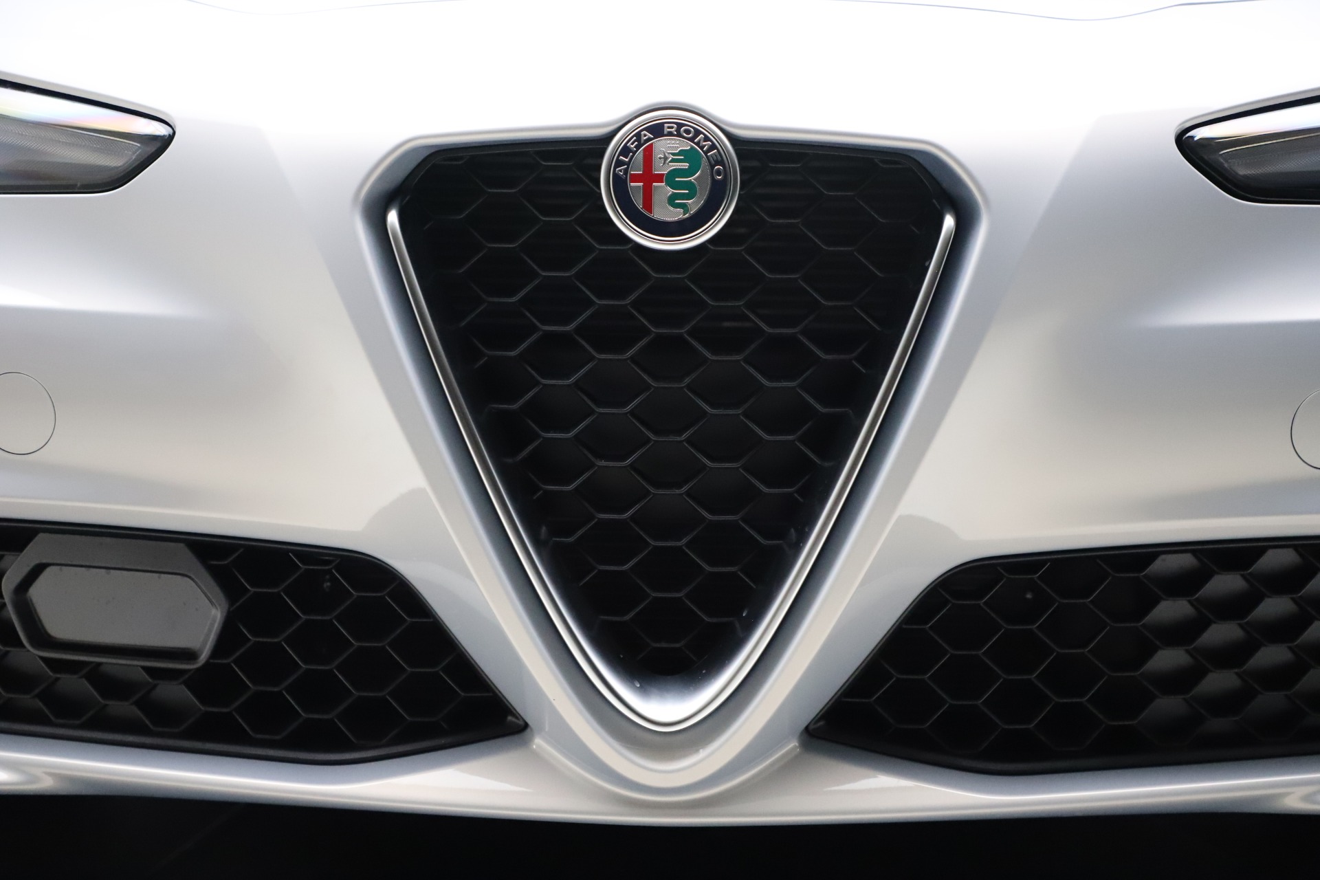 New 2021 Alfa Romeo Giulia Q4 | St. Petersburg, FL