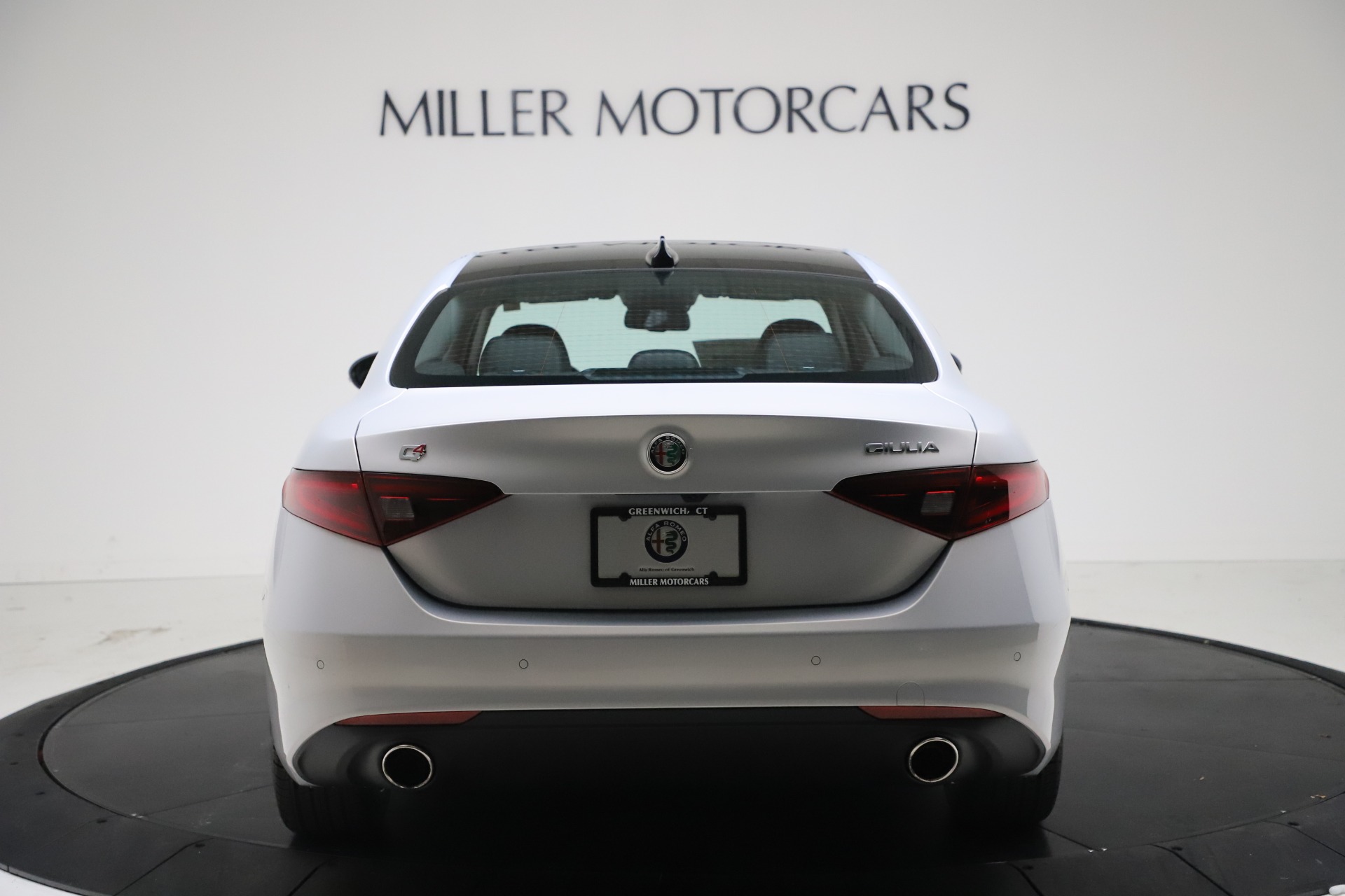 New 2021 Alfa Romeo Giulia Q4 | St. Petersburg, FL