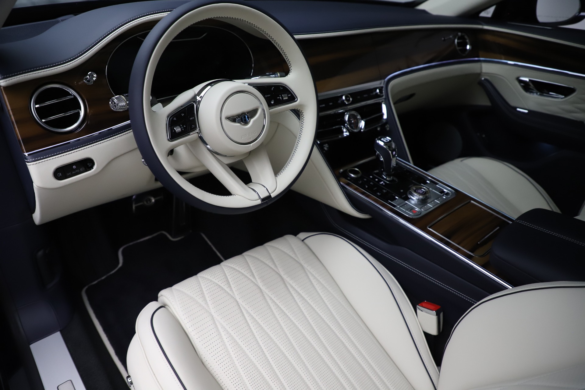 New 2021 Bentley Flying Spur V8 First Edition | St. Petersburg, FL