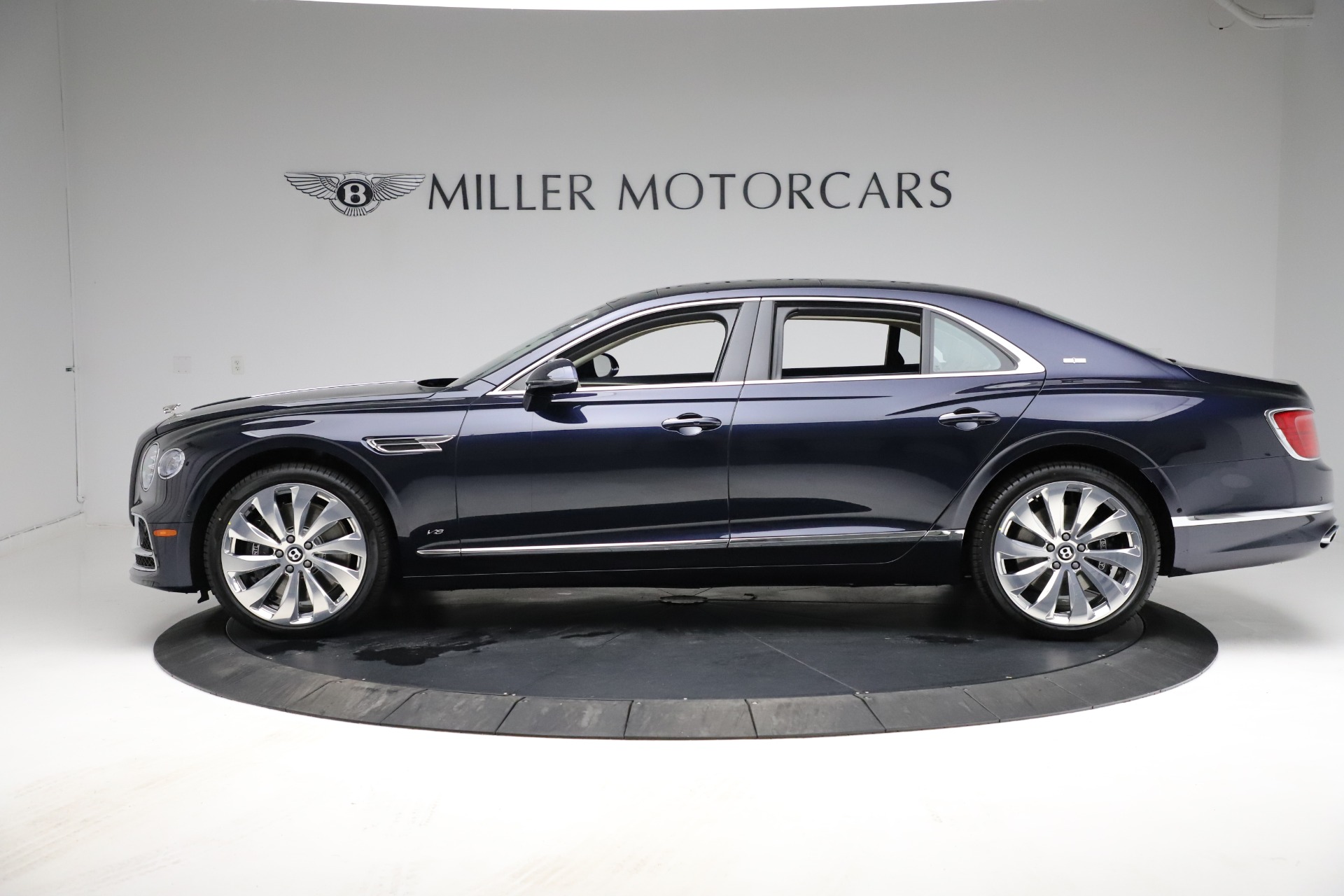 New 2021 Bentley Flying Spur V8 First Edition | St. Petersburg, FL
