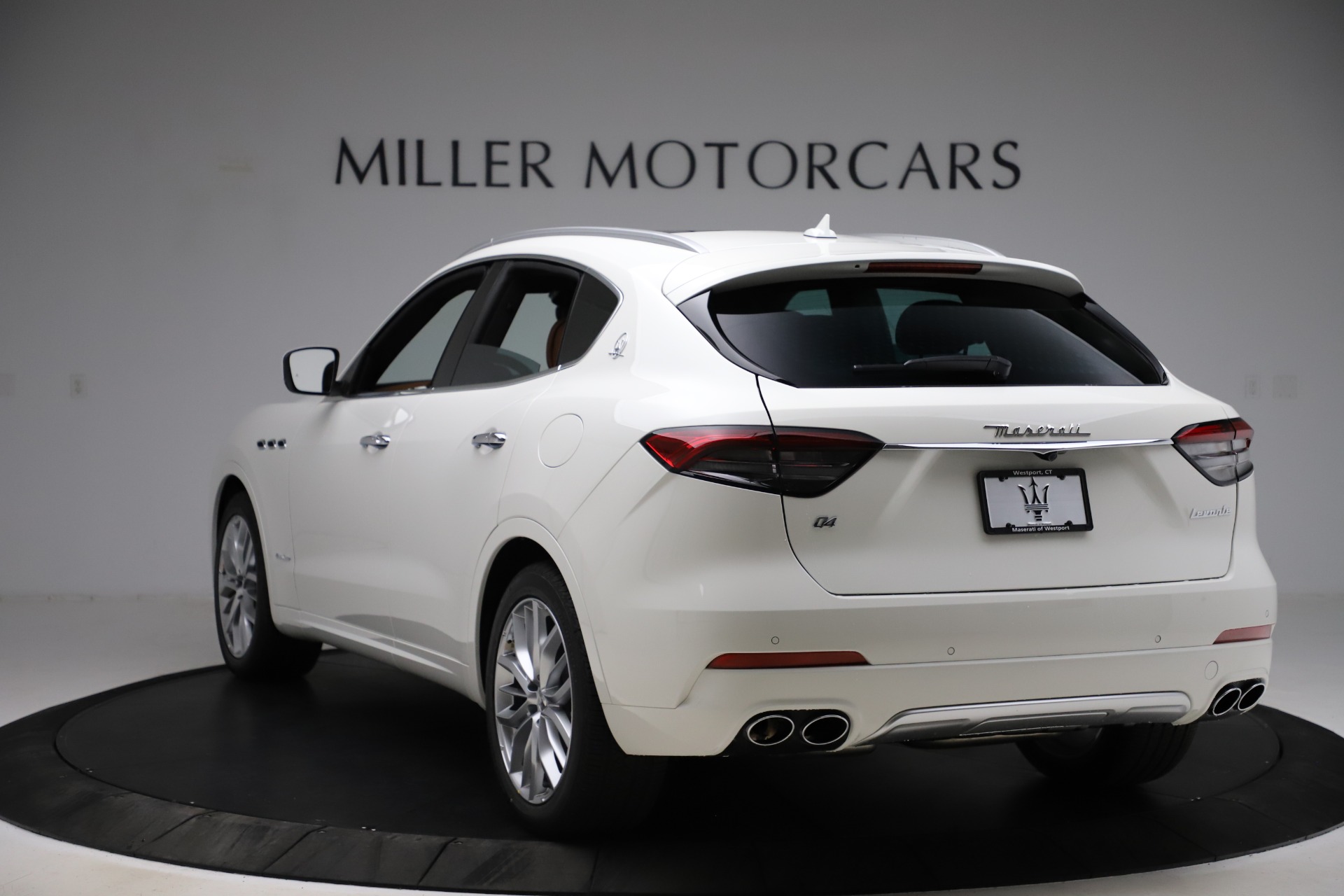 New 2021 Maserati Levante Q4 GranLusso | St. Petersburg, FL