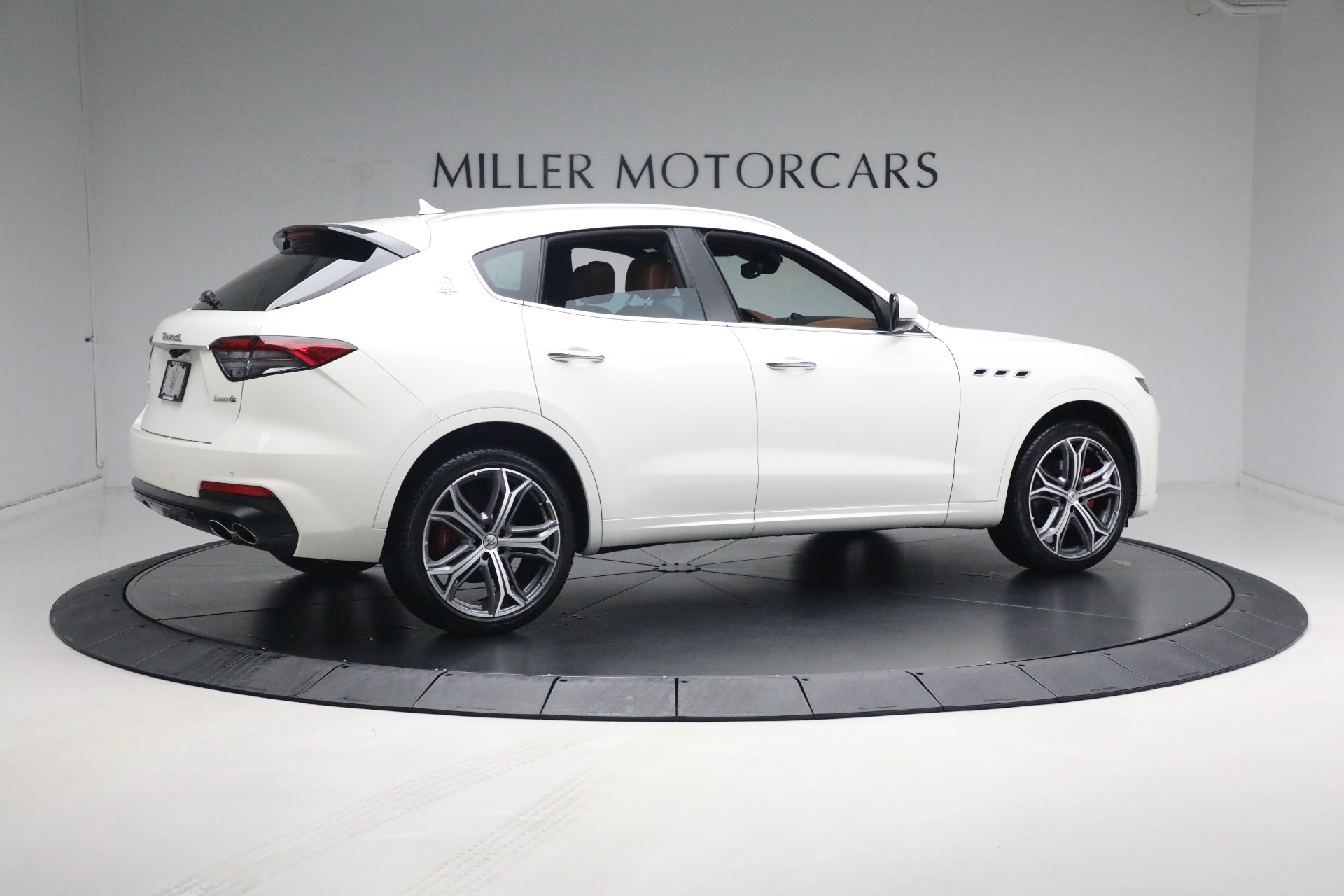 New 2021 Maserati Levante Q4 | St. Petersburg, FL