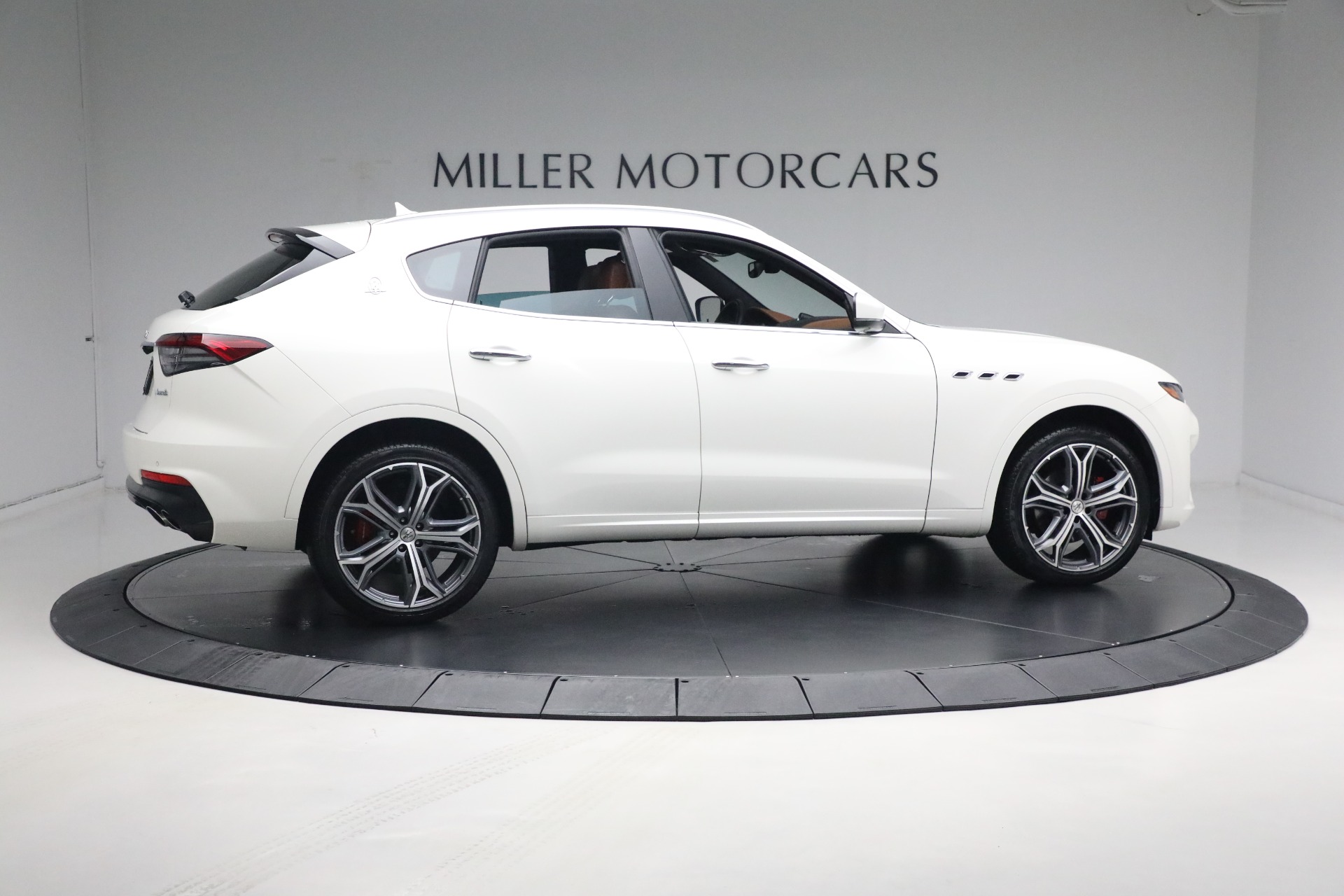 New 2021 Maserati Levante Q4 | St. Petersburg, FL