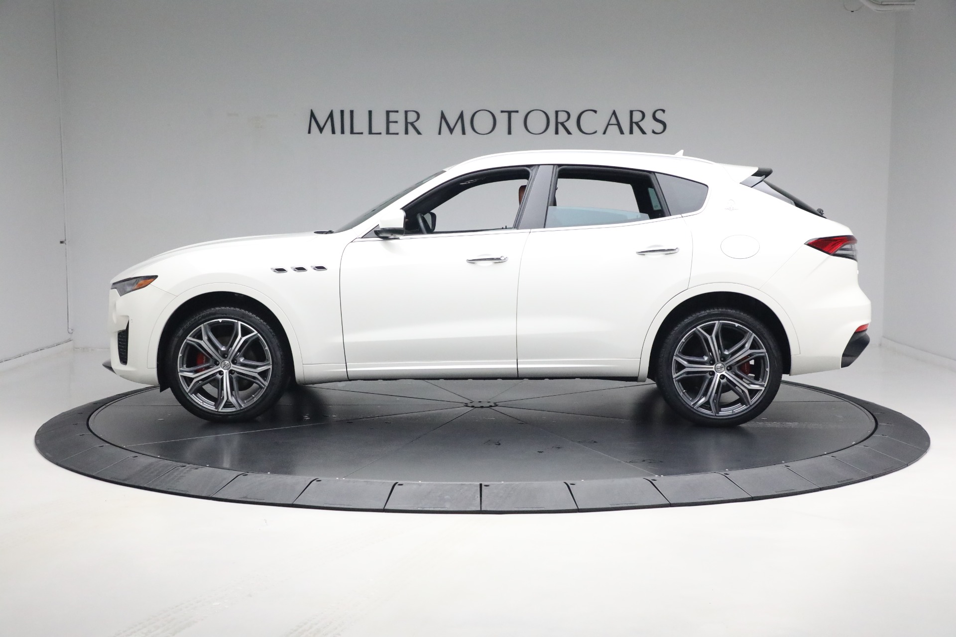 New 2021 Maserati Levante Q4 | St. Petersburg, FL