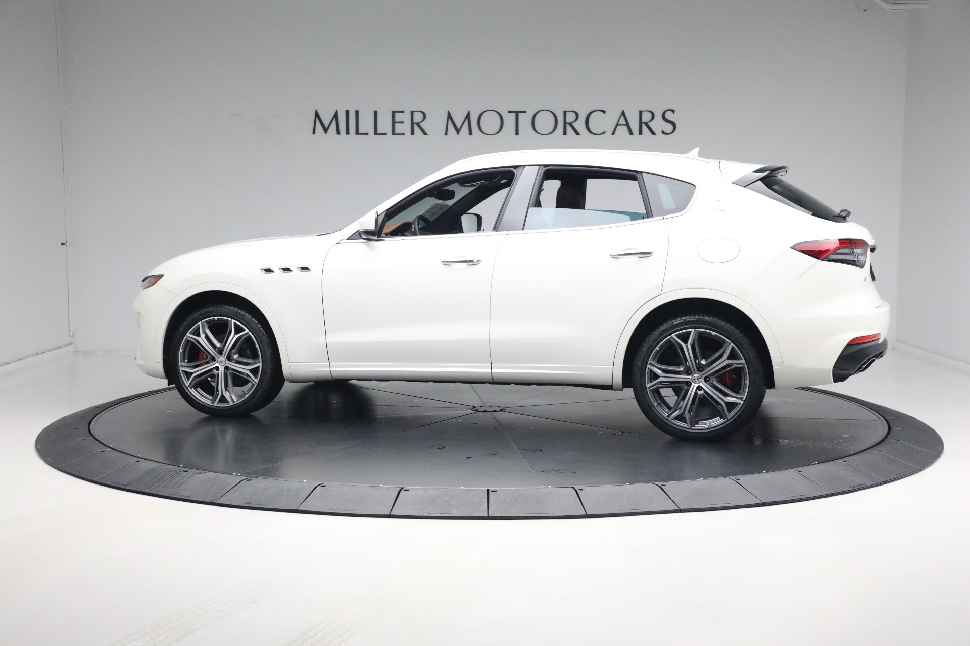 New 2021 Maserati Levante Q4 | St. Petersburg, FL