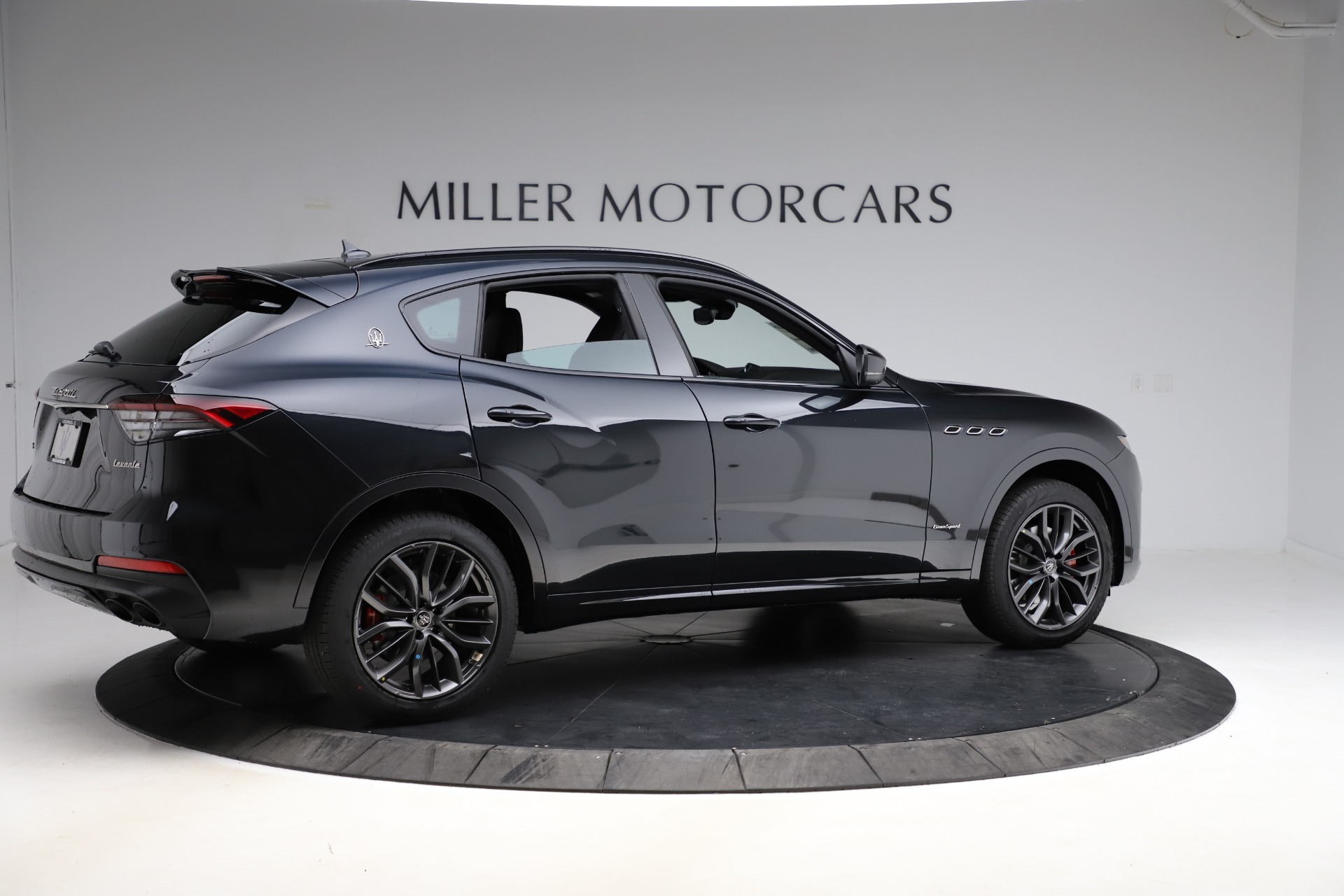 New 2021 Maserati Levante Q4 GranSport | St. Petersburg, FL