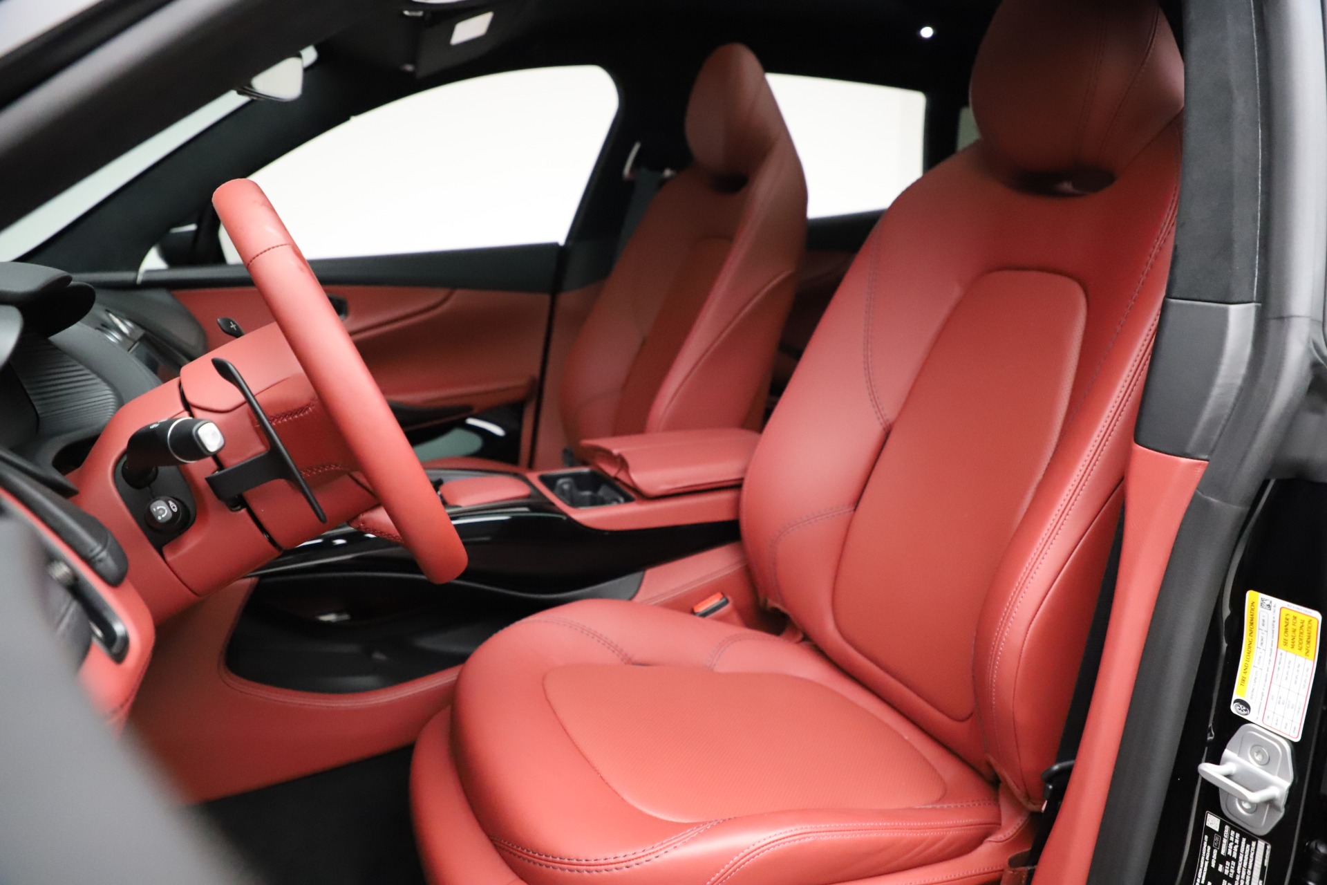 New 2021 Aston Martin DBX | St. Petersburg, FL