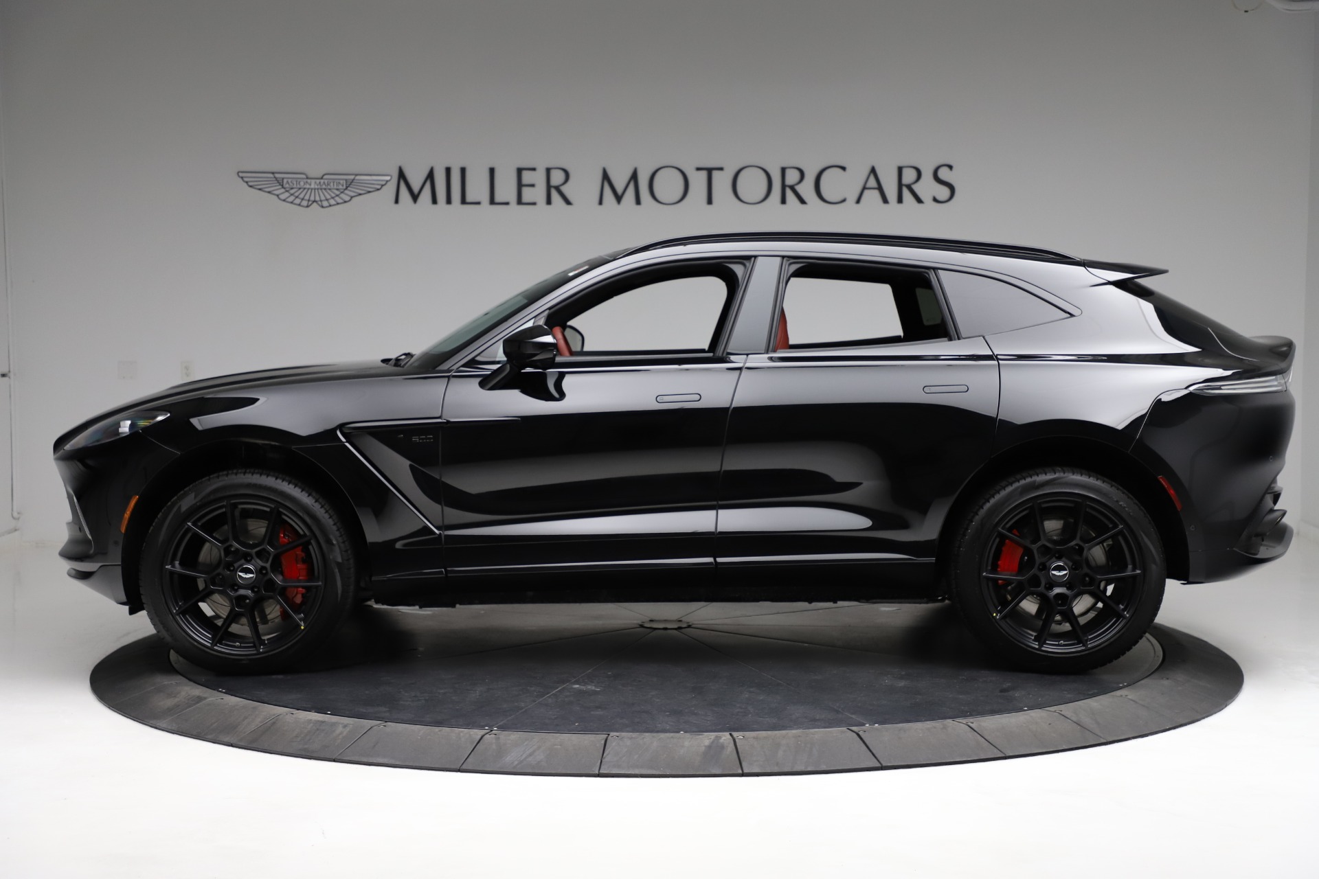 New 2021 Aston Martin DBX SUV | St. Petersburg, FL