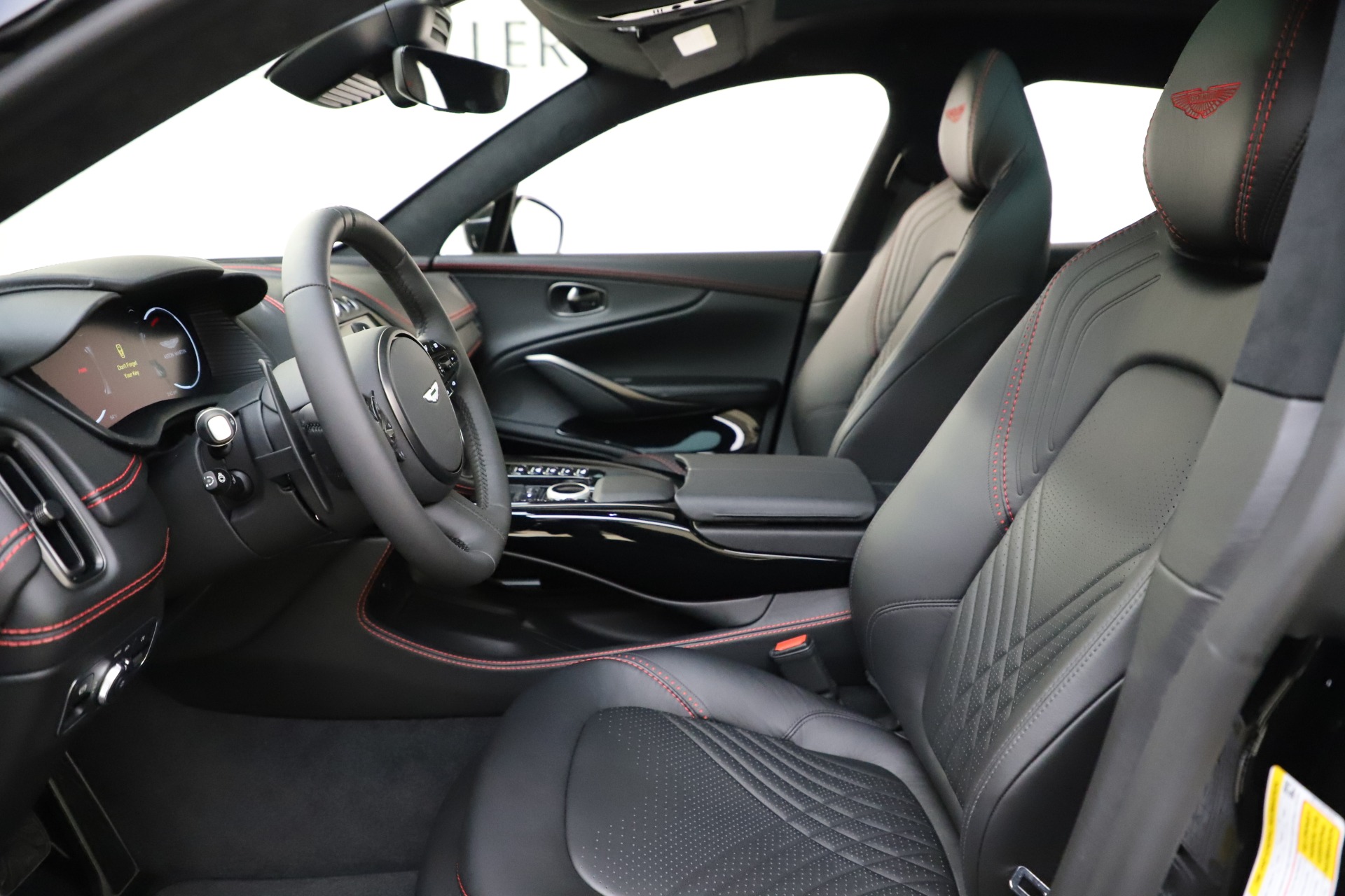 New 2021 Aston Martin DBX | St. Petersburg, FL