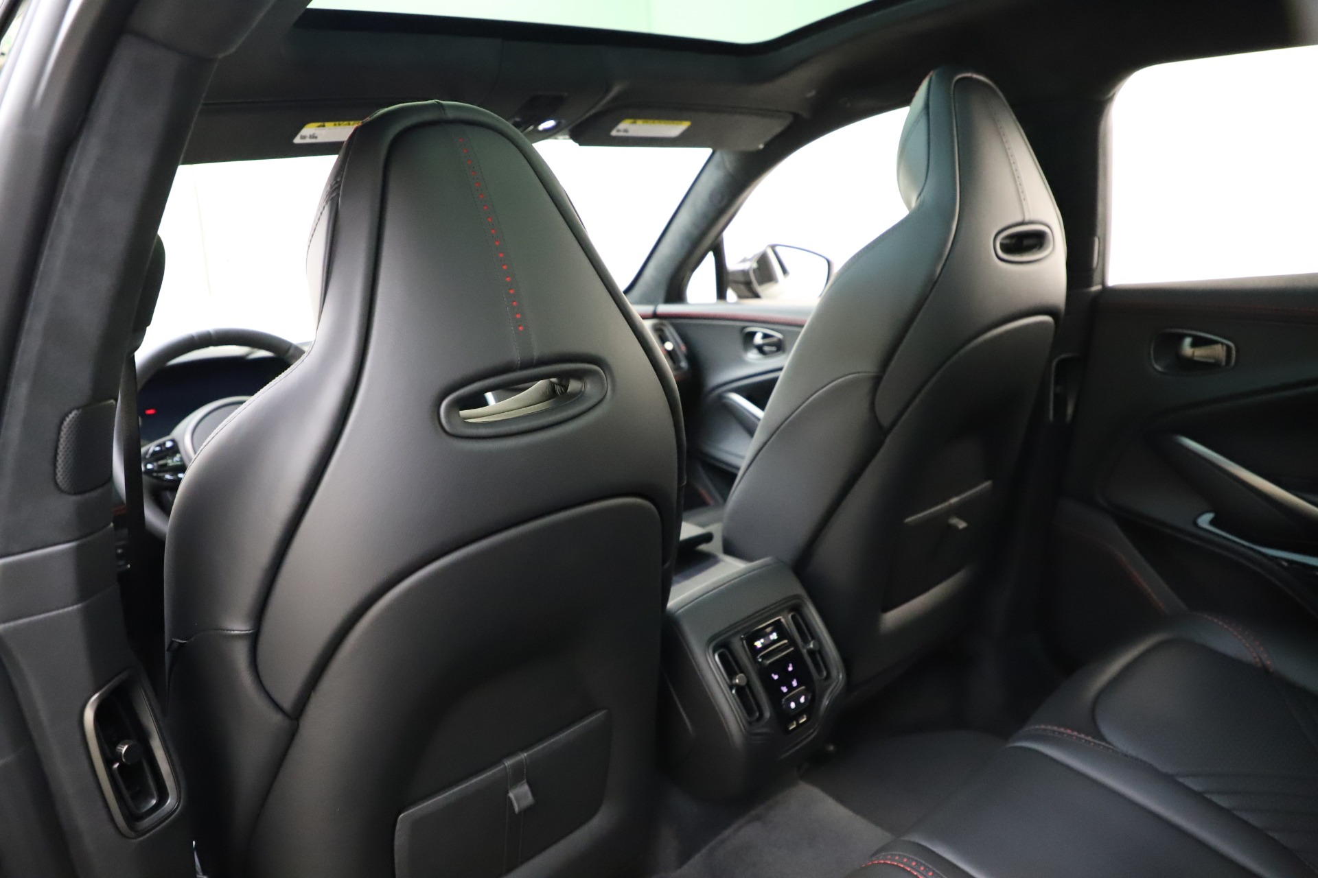 New 2021 Aston Martin DBX | St. Petersburg, FL