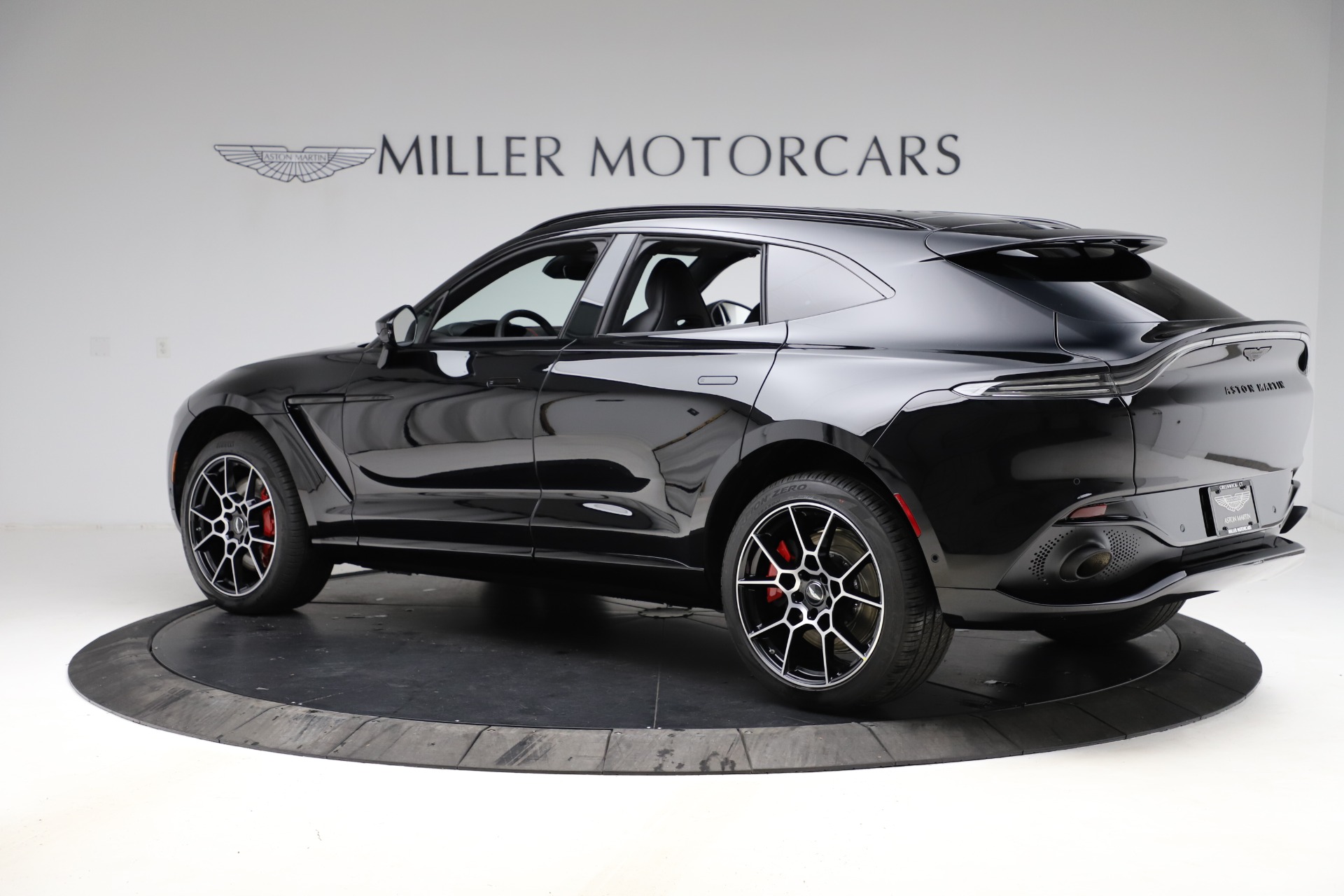 New 2021 Aston Martin DBX | St. Petersburg, FL