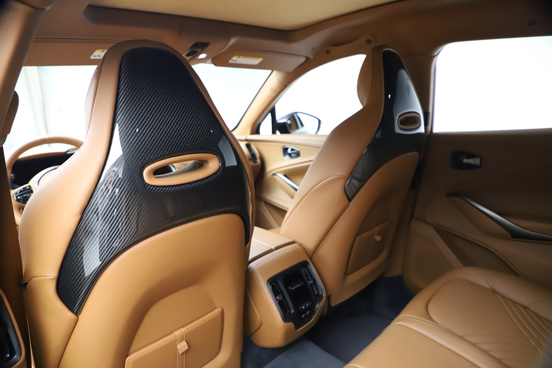 New 2021 Aston Martin DBX | St. Petersburg, FL