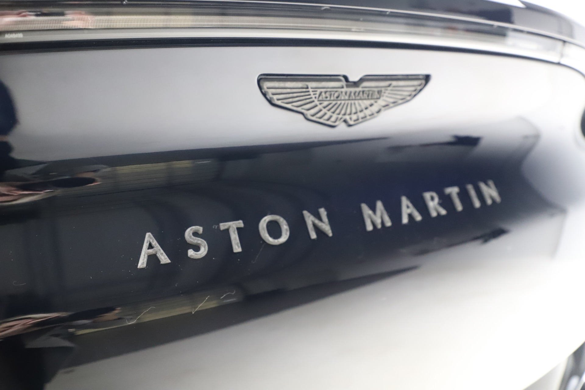 New 2021 Aston Martin DBX | St. Petersburg, FL
