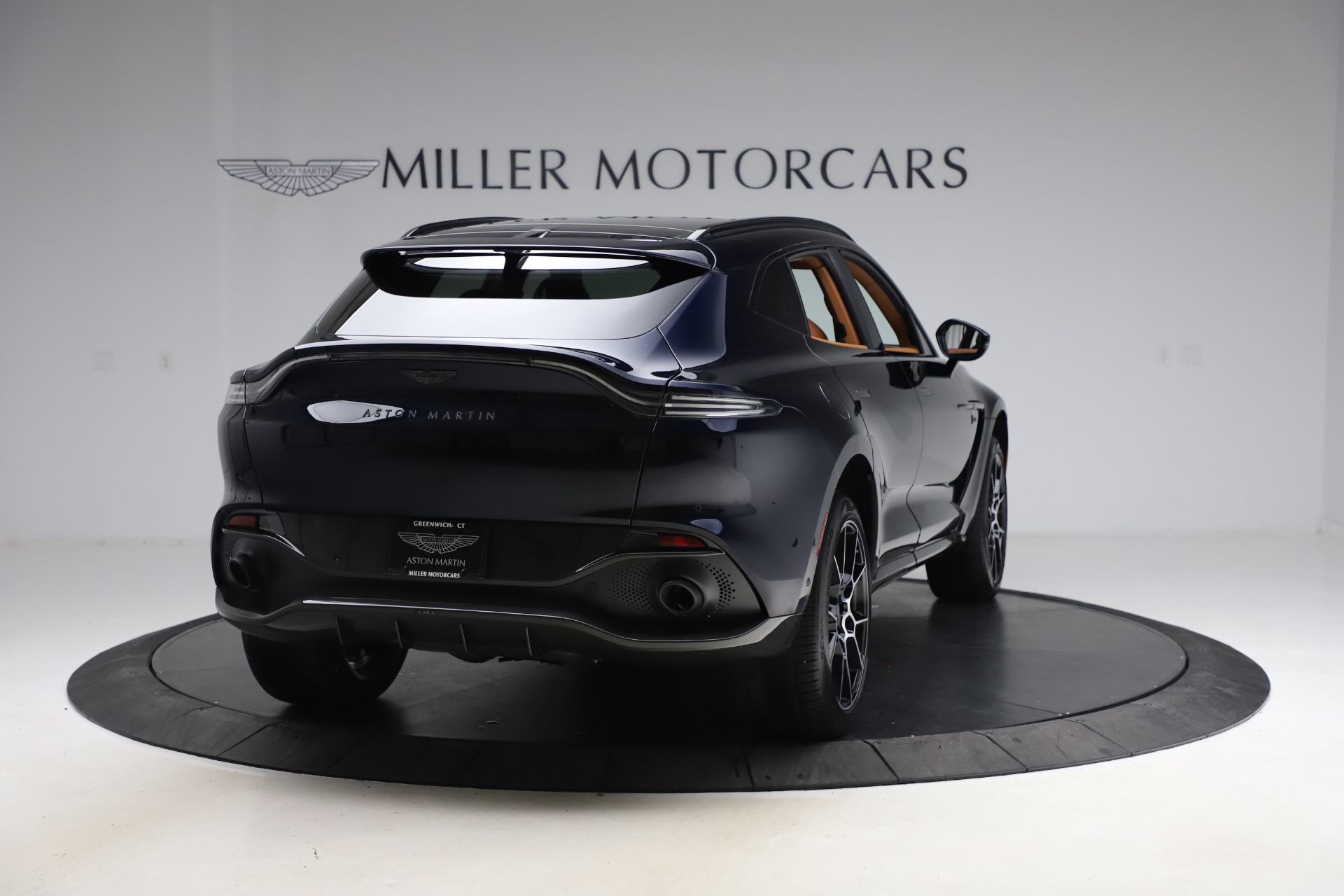 New 2021 Aston Martin DBX | St. Petersburg, FL