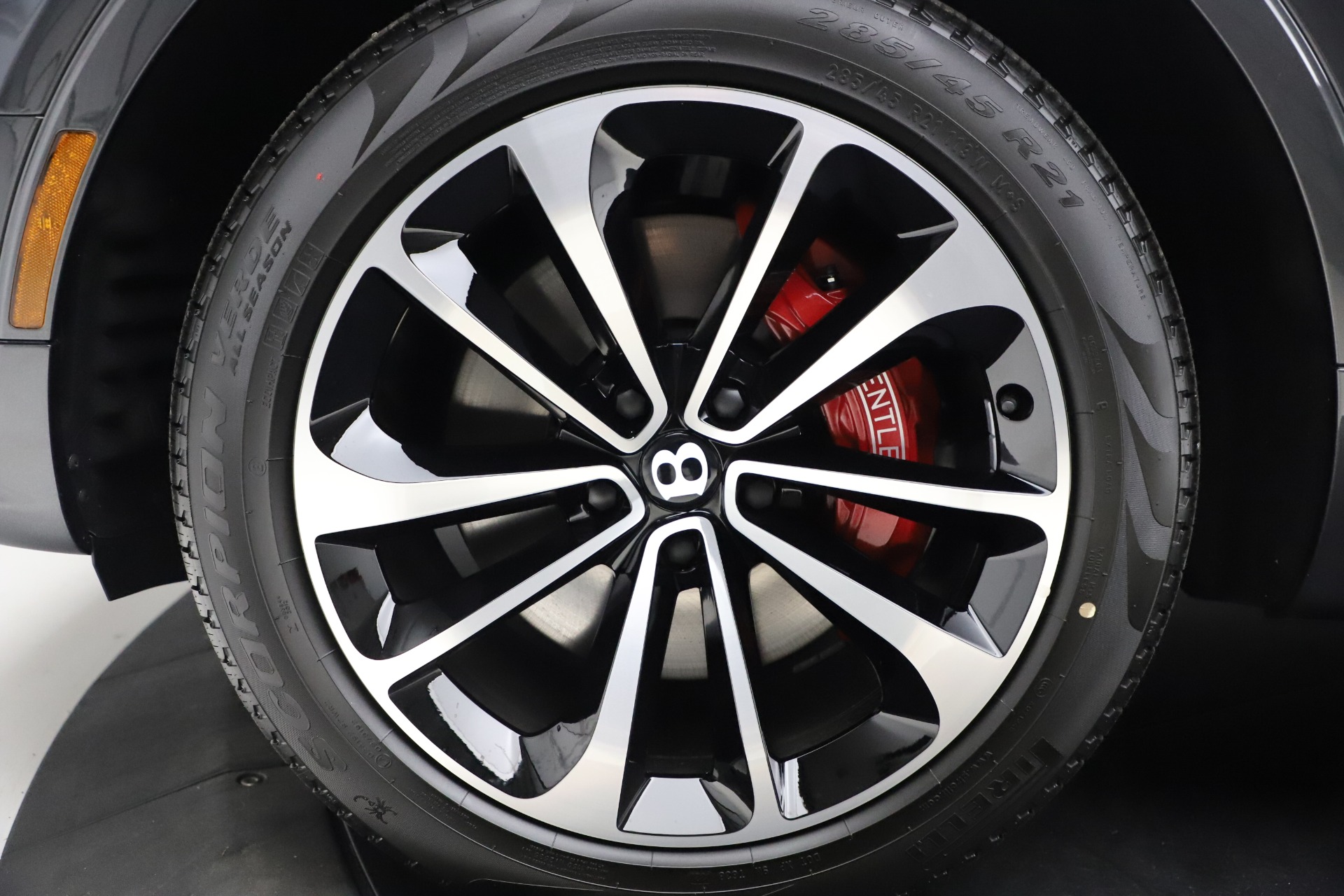 New 2021 Bentley Bentayga V8 | St. Petersburg, FL