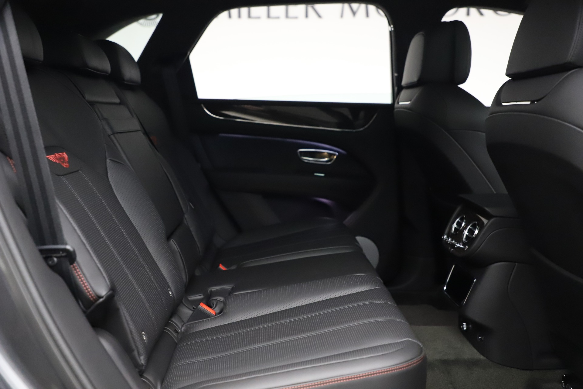 New 2021 Bentley Bentayga V8 | St. Petersburg, FL