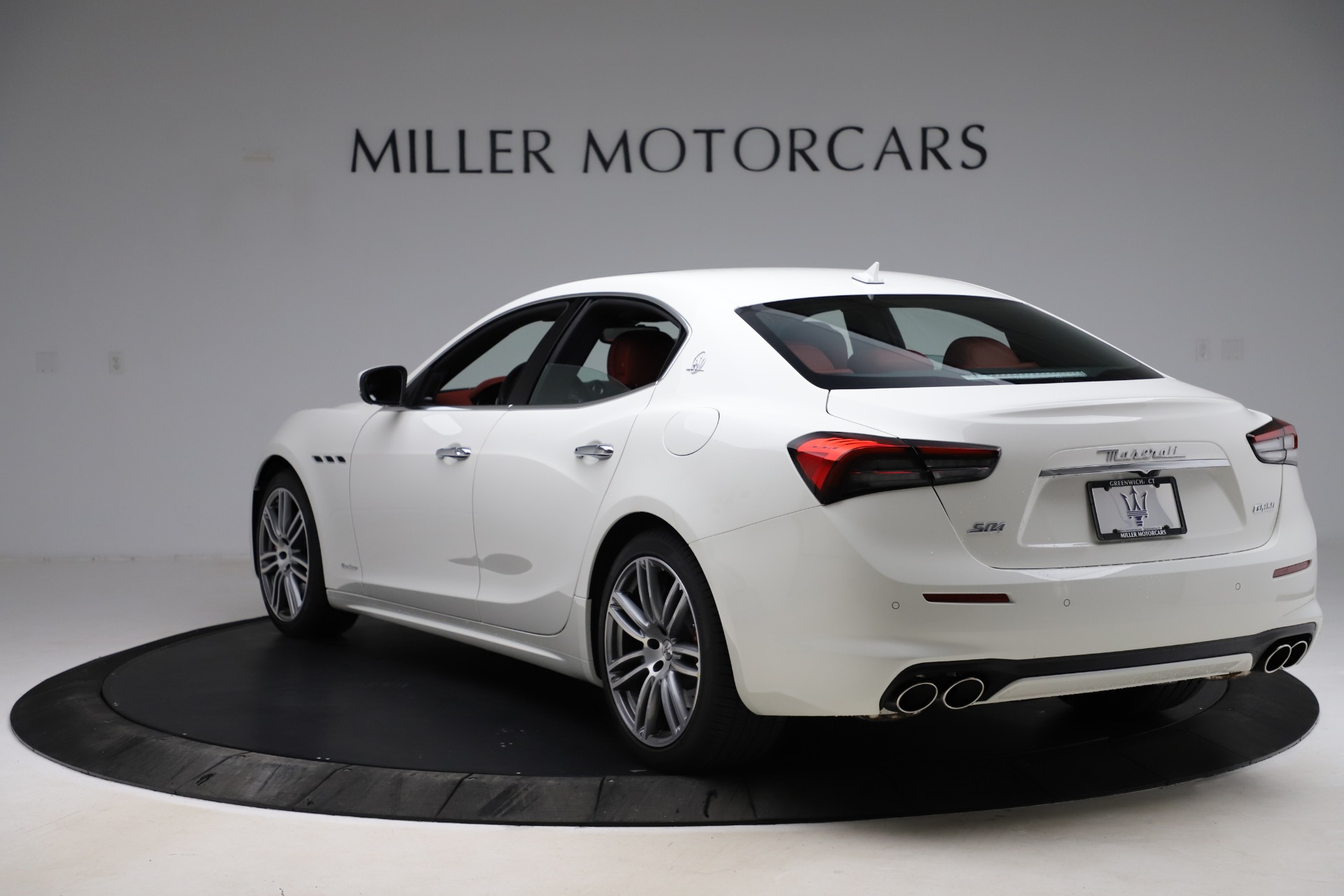 New 2021 Maserati Ghibli S Q4 GranLusso | St. Petersburg, FL