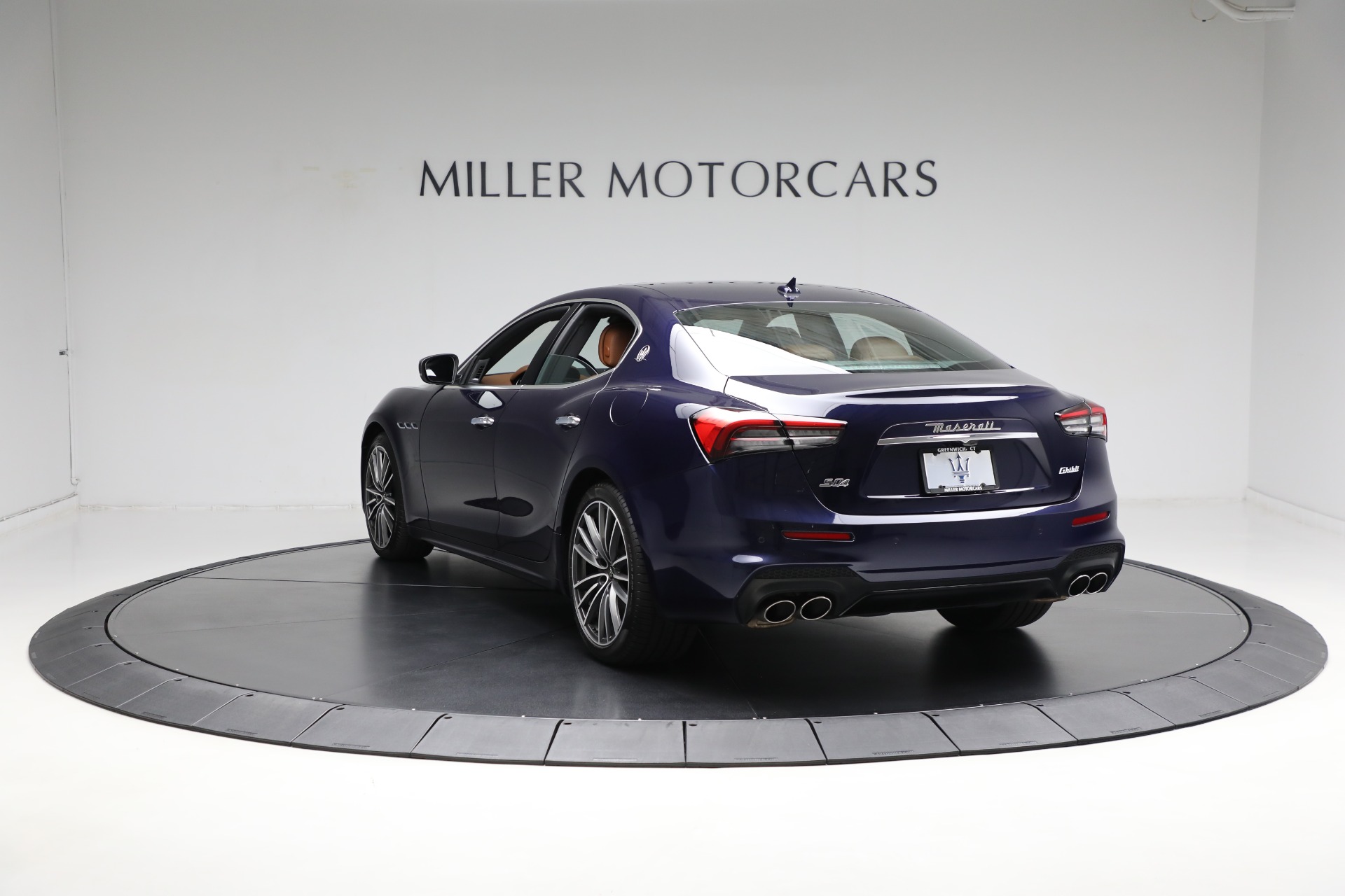 New 2021 Maserati Ghibli S Q4 | St. Petersburg, FL