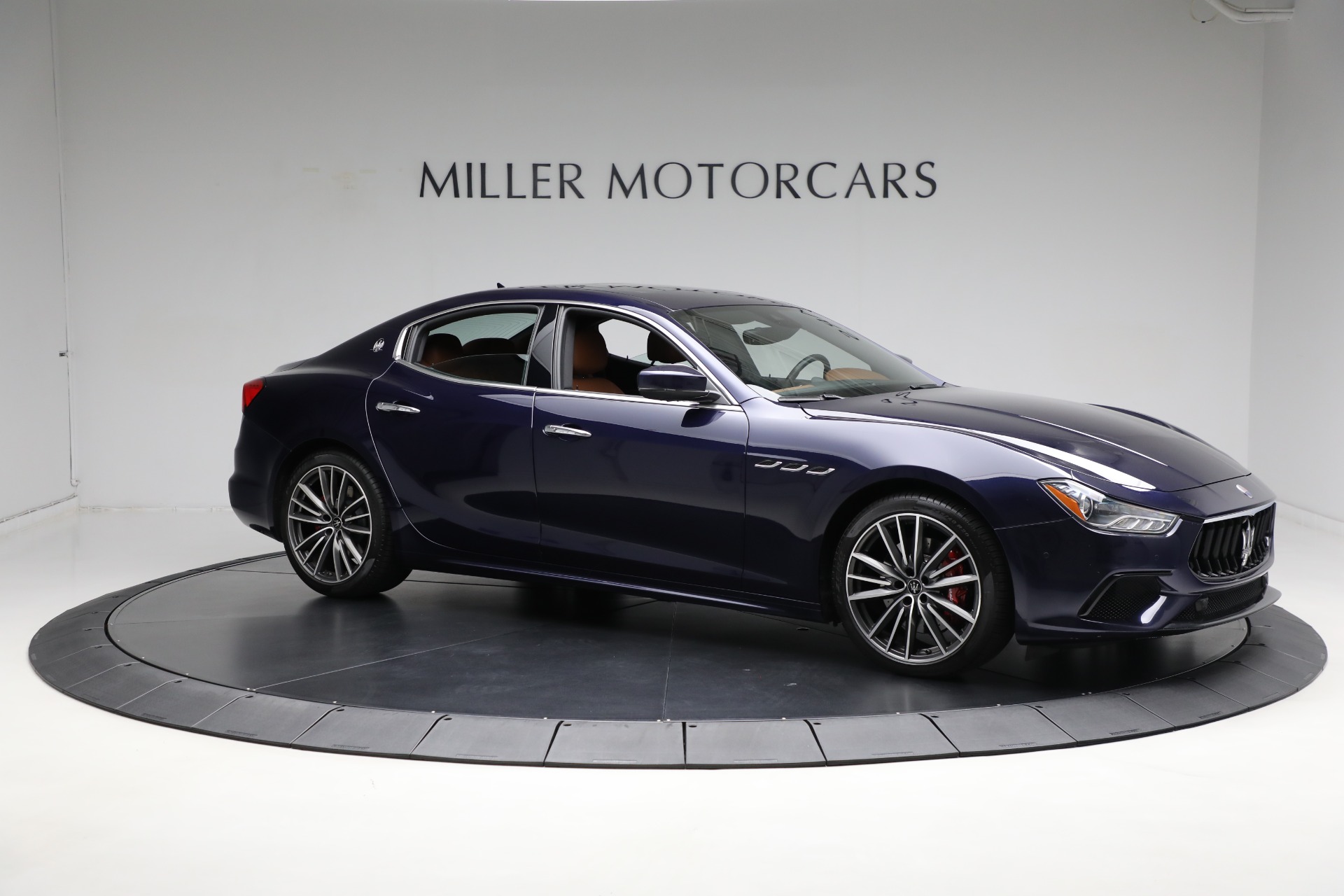 New 2021 Maserati Ghibli S Q4 | St. Petersburg, FL