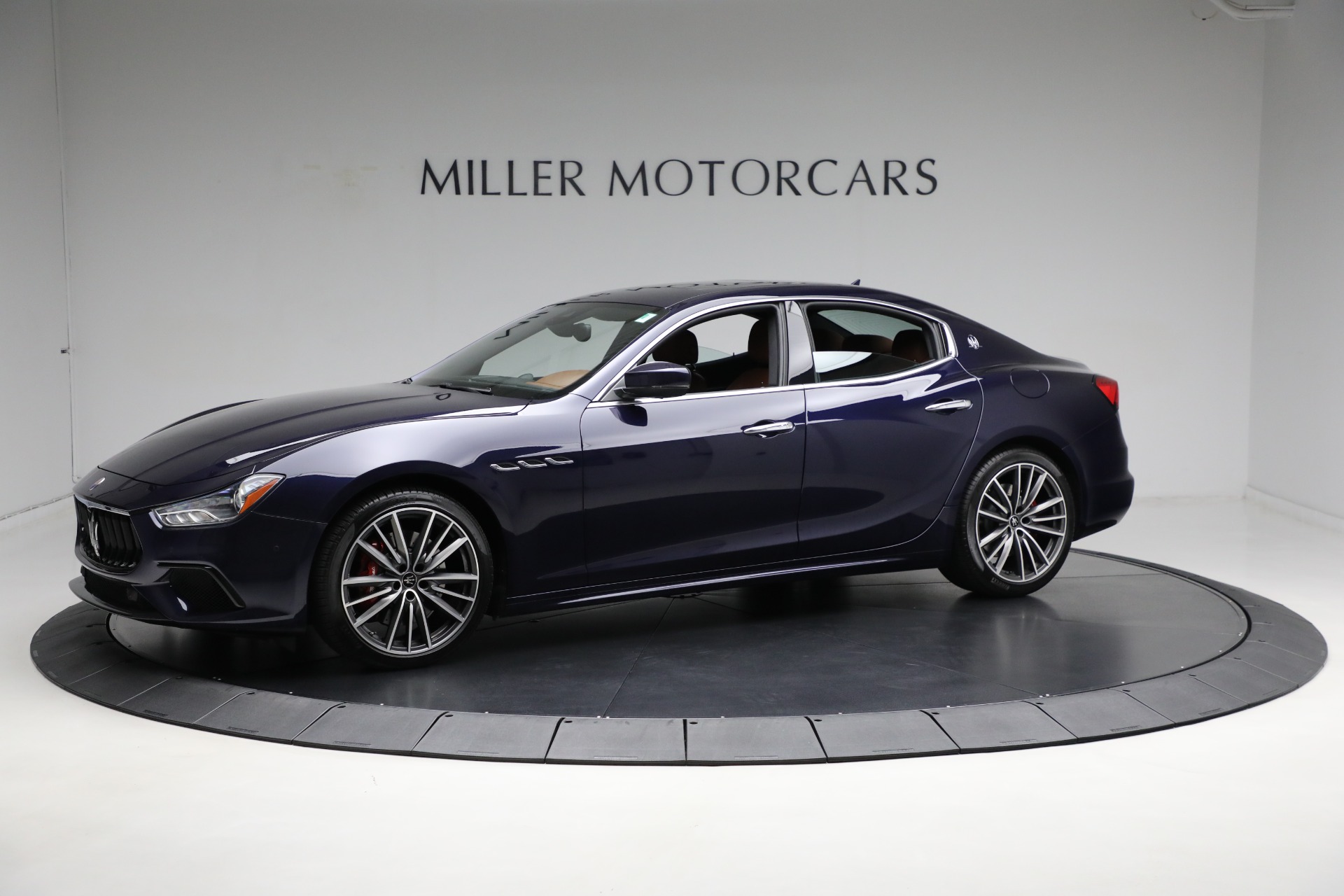 New 2021 Maserati Ghibli S Q4 | St. Petersburg, FL