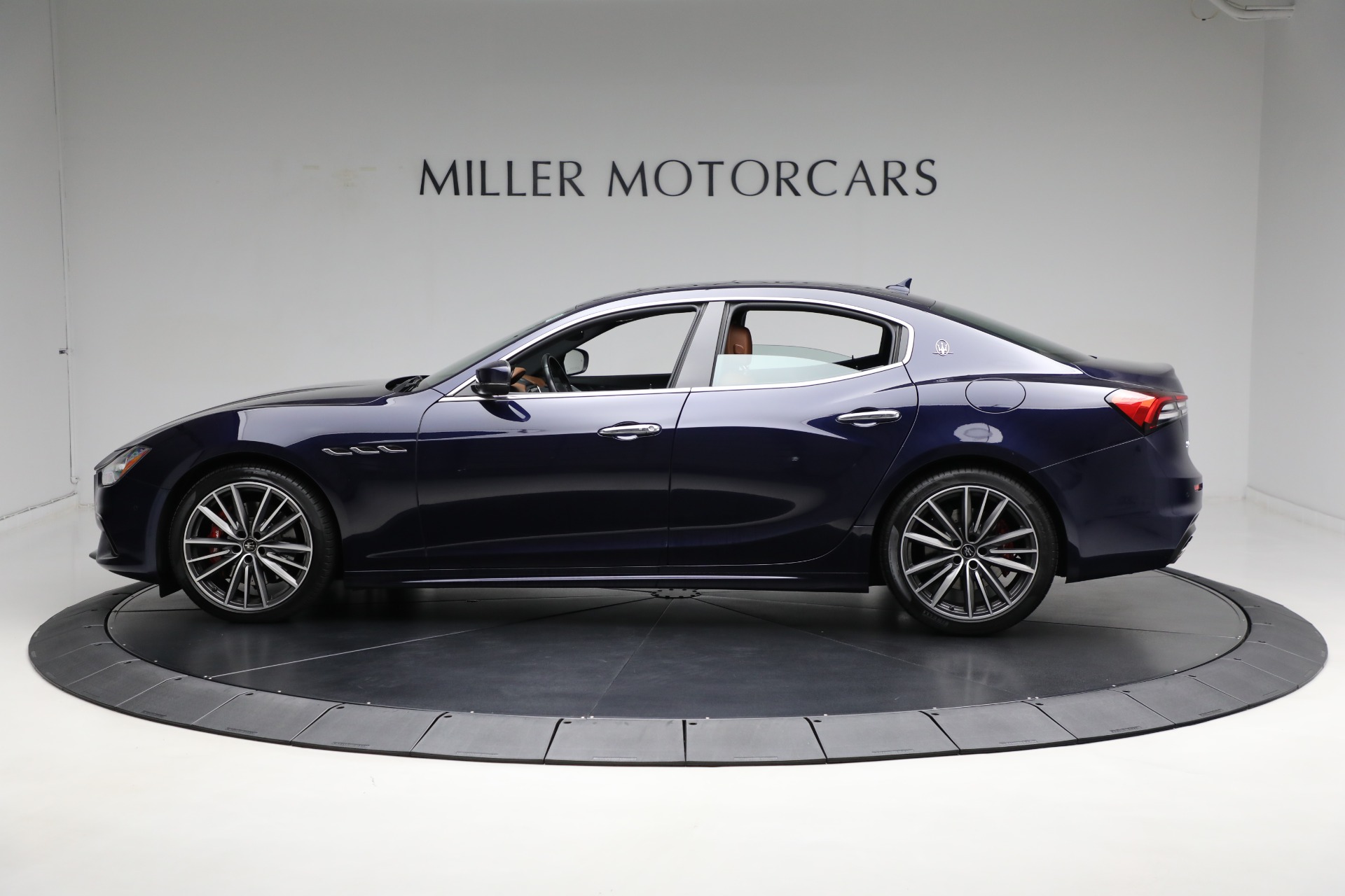 New 2021 Maserati Ghibli S Q4 | St. Petersburg, FL