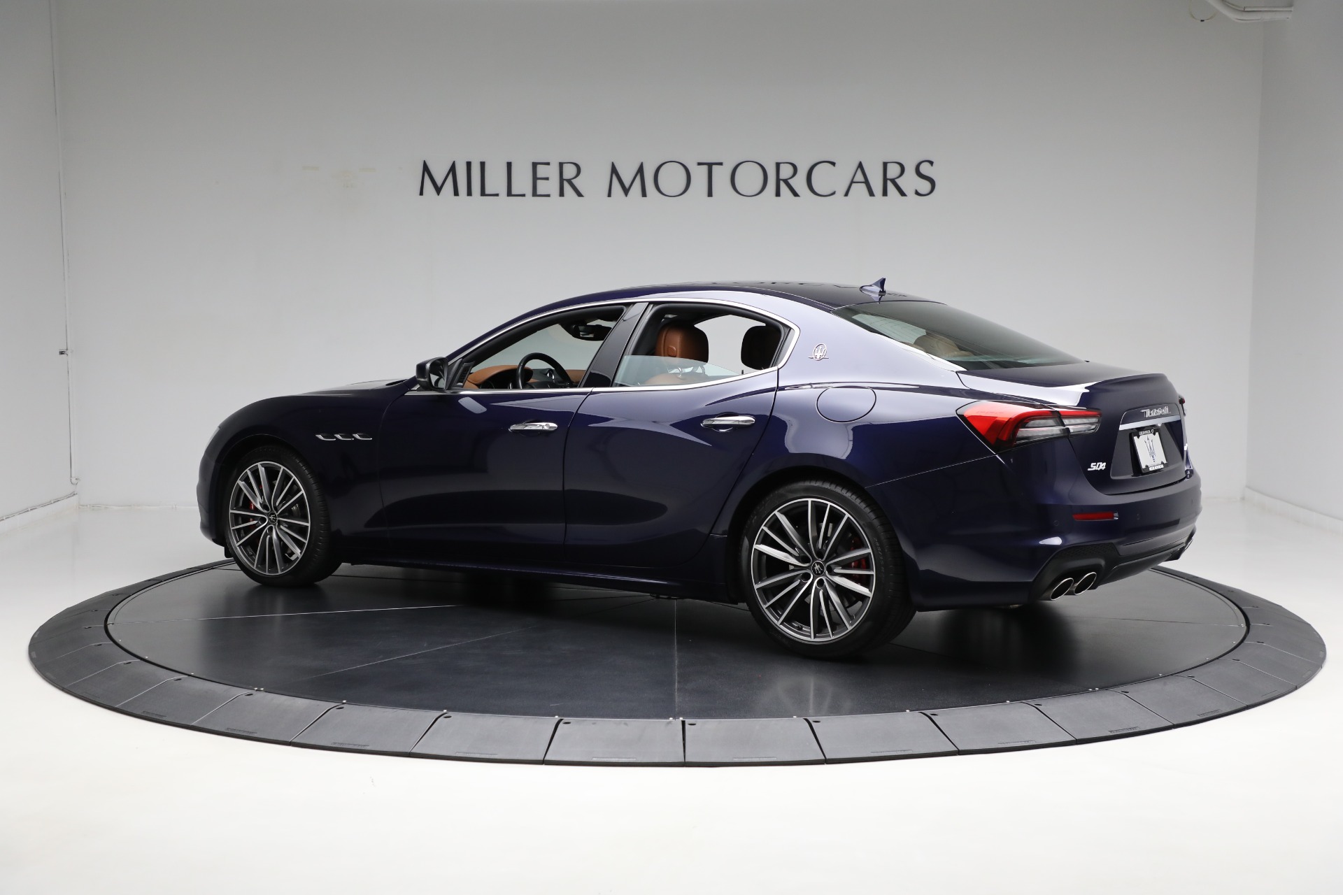 New 2021 Maserati Ghibli S Q4 | St. Petersburg, FL