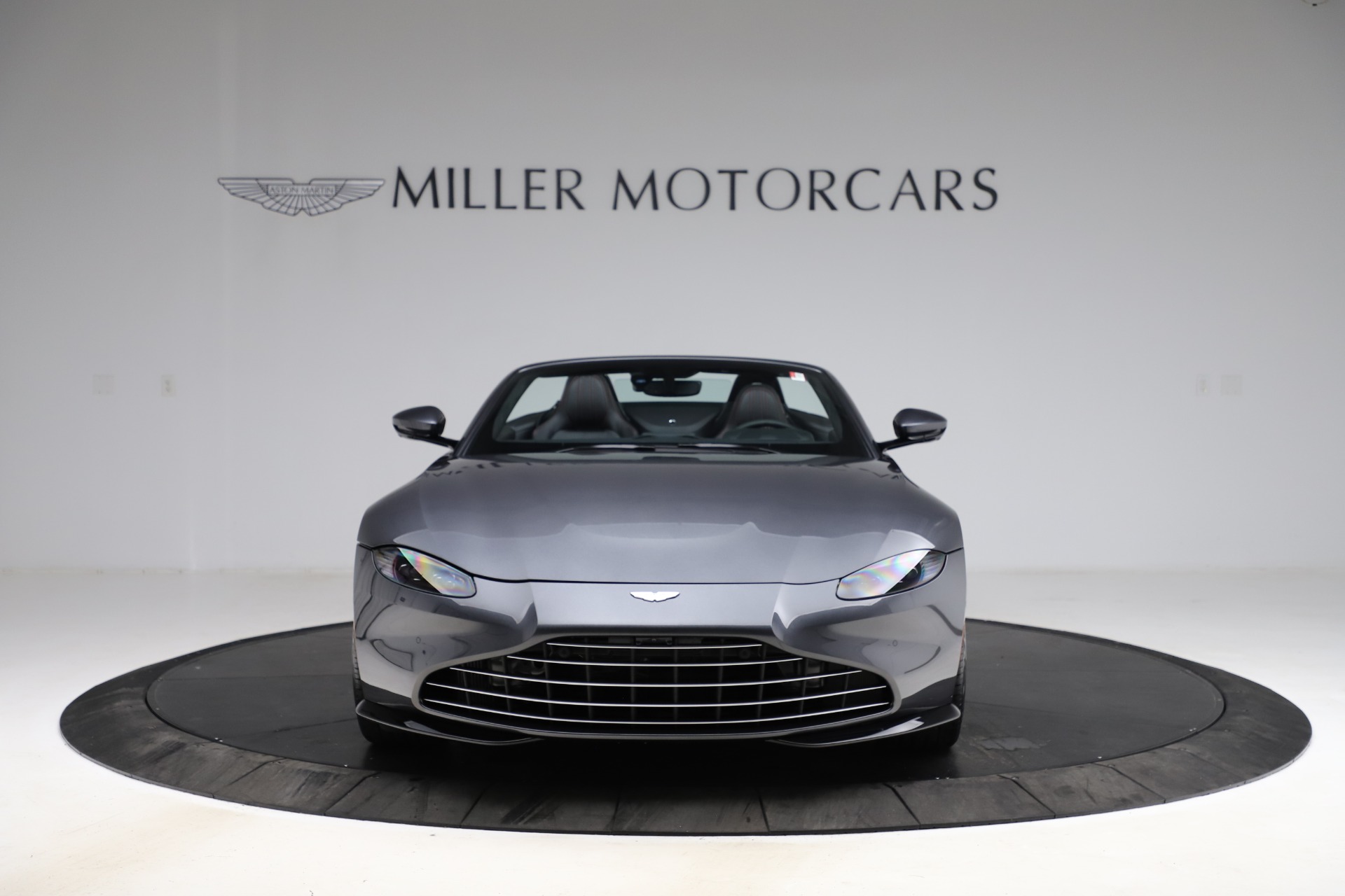 New 2021 Aston Martin Vantage Roadster Convertible | St. Petersburg, FL