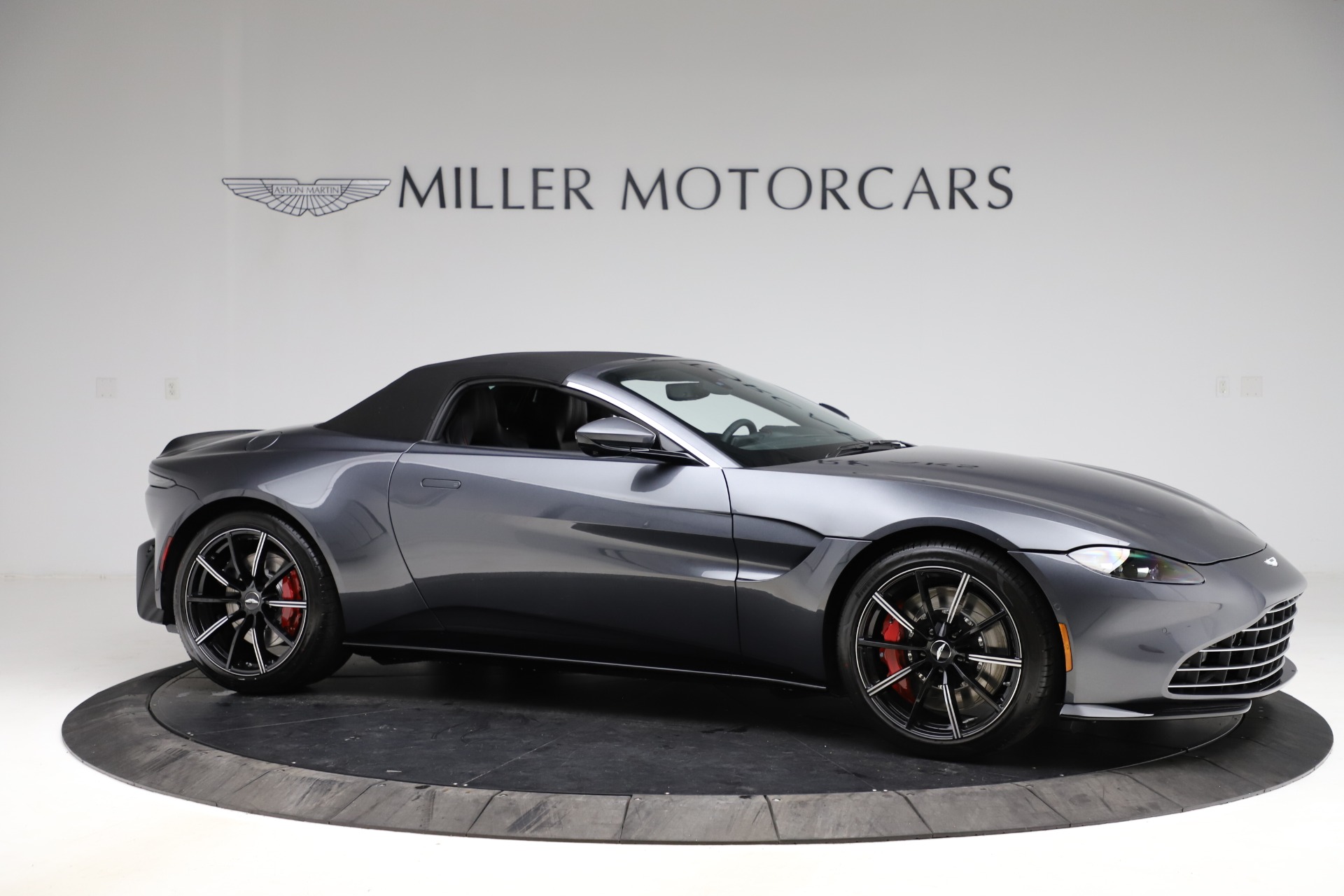 New 2021 Aston Martin Vantage Roadster Convertible | St. Petersburg, FL