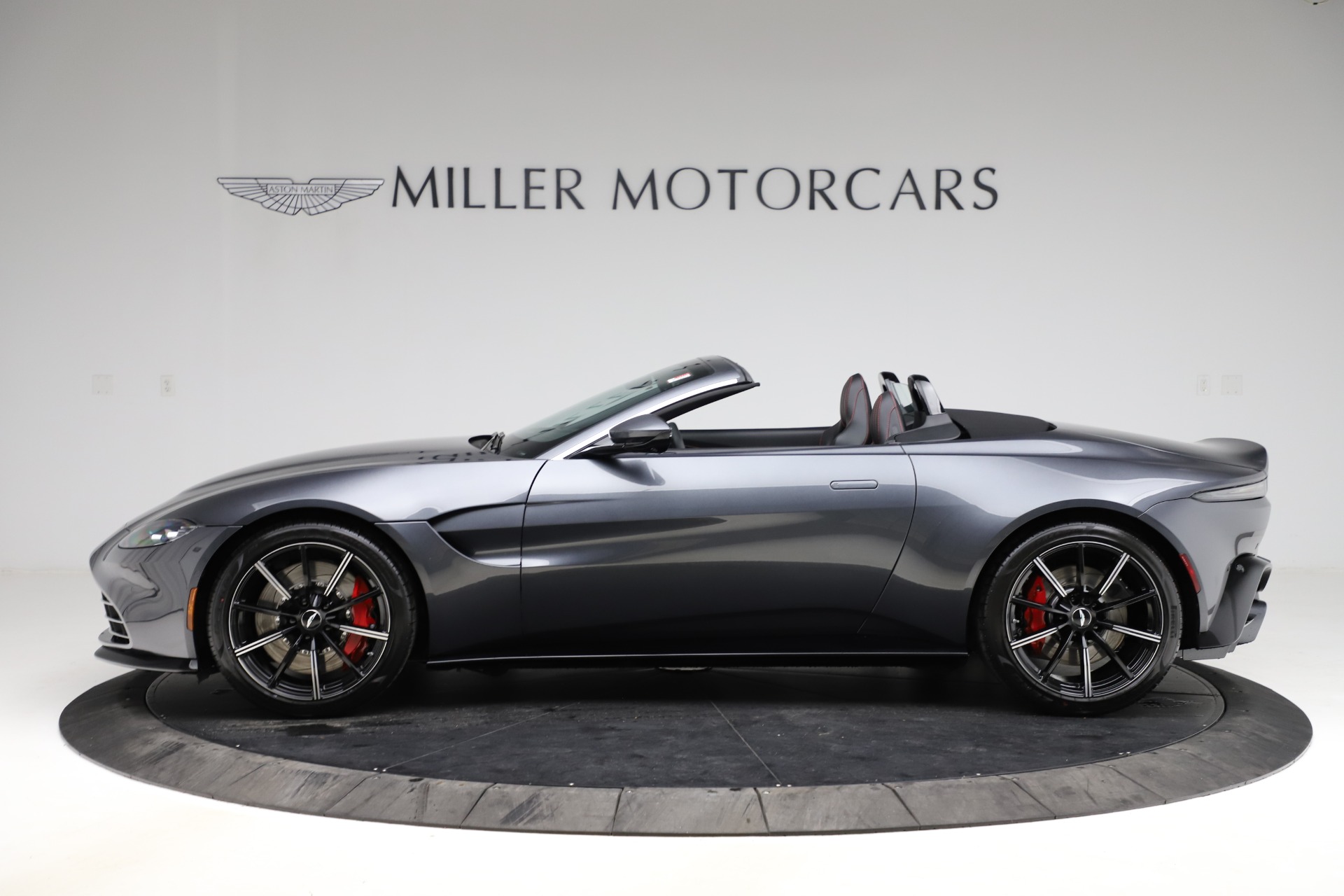 New 2021 Aston Martin Vantage Roadster Convertible | St. Petersburg, FL