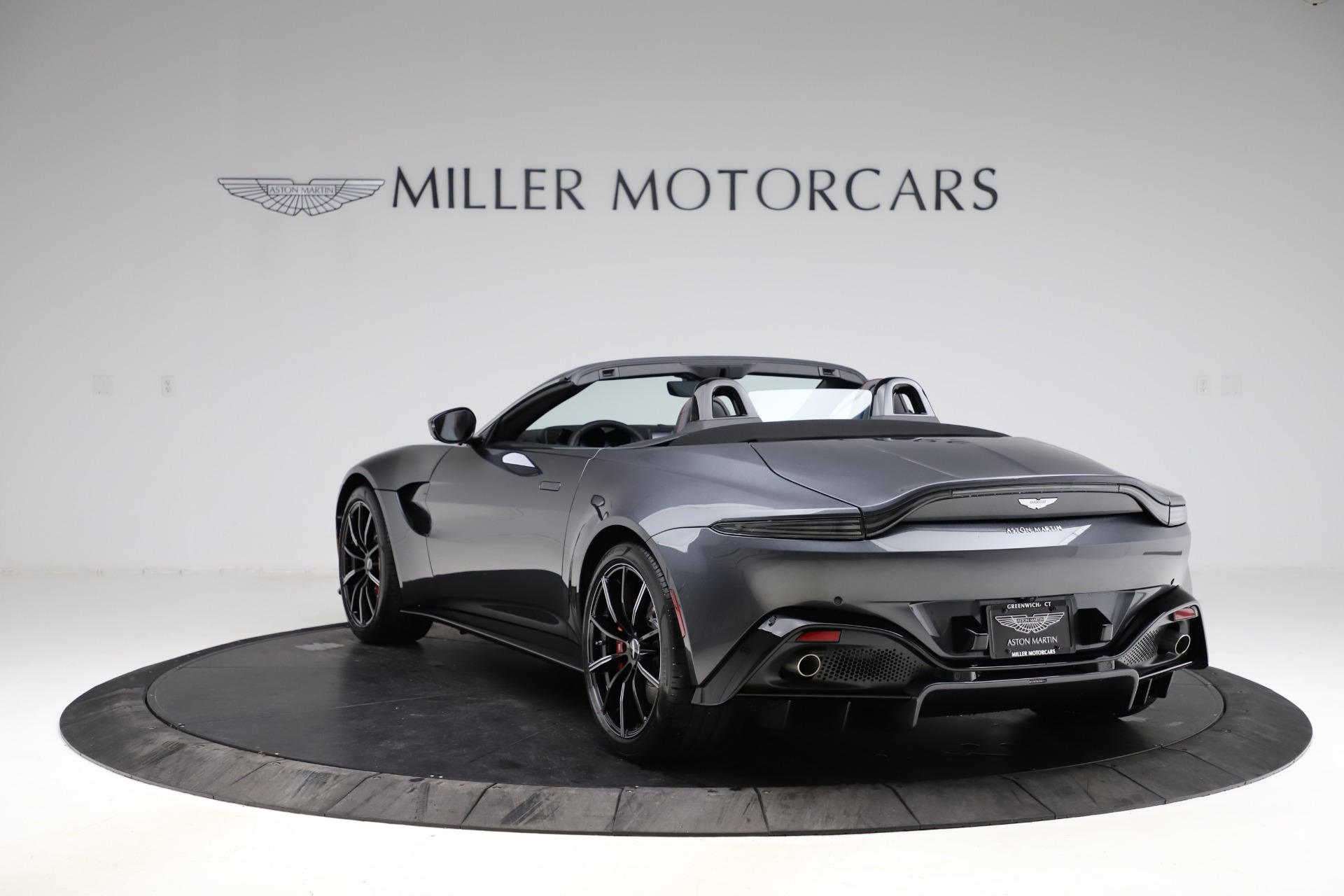New 2021 Aston Martin Vantage Roadster Convertible | St. Petersburg, FL