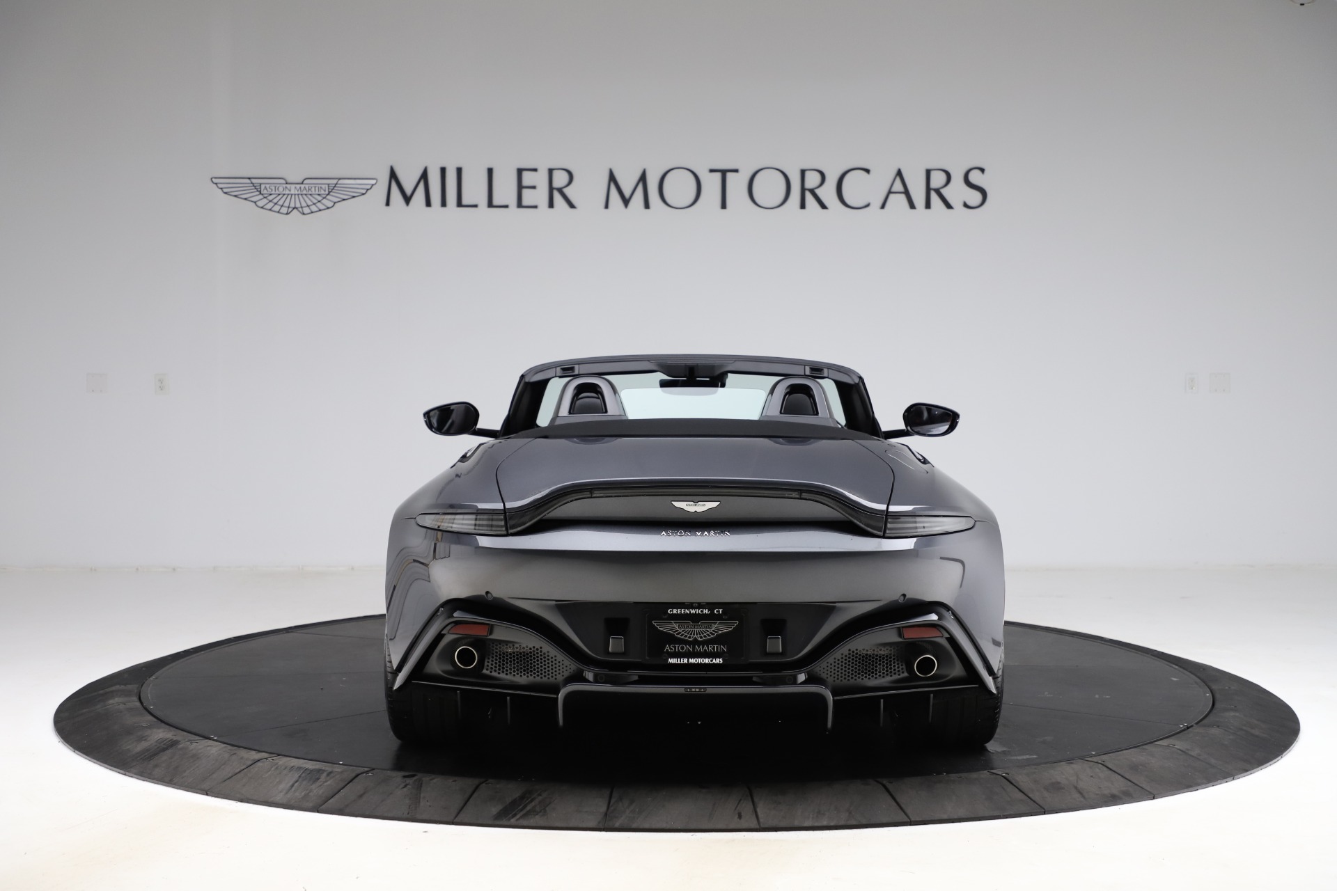 New 2021 Aston Martin Vantage Roadster Convertible | St. Petersburg, FL