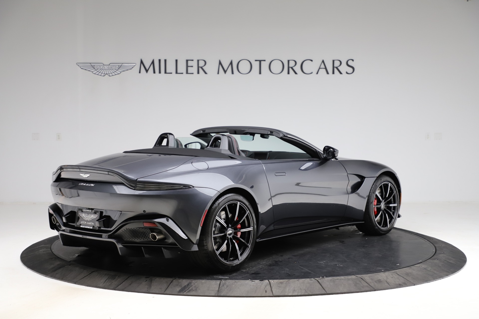 New 2021 Aston Martin Vantage Roadster Convertible | St. Petersburg, FL
