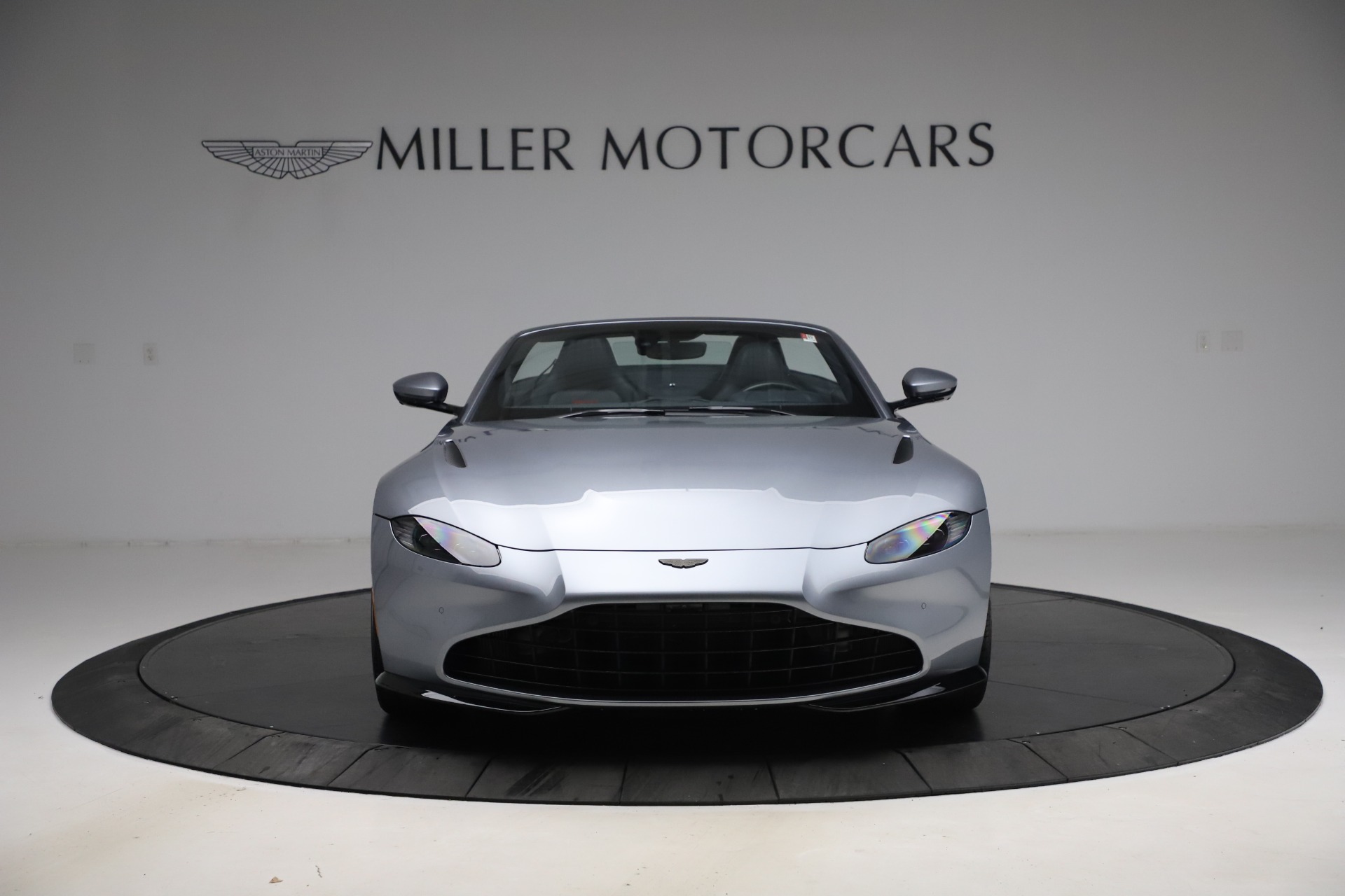 New 2021 Aston Martin Vantage Roadster Convertible | St. Petersburg, FL