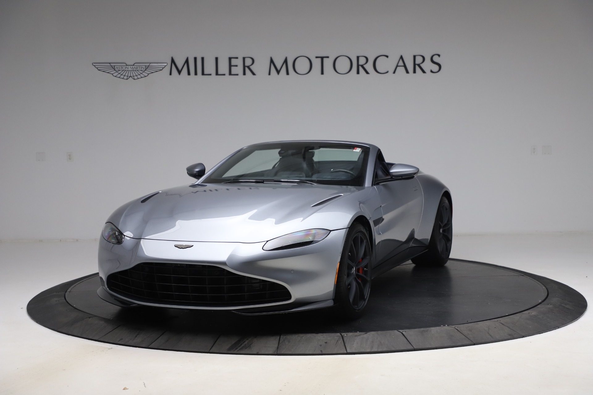 New 2021 Aston Martin Vantage Roadster Convertible | St. Petersburg, FL