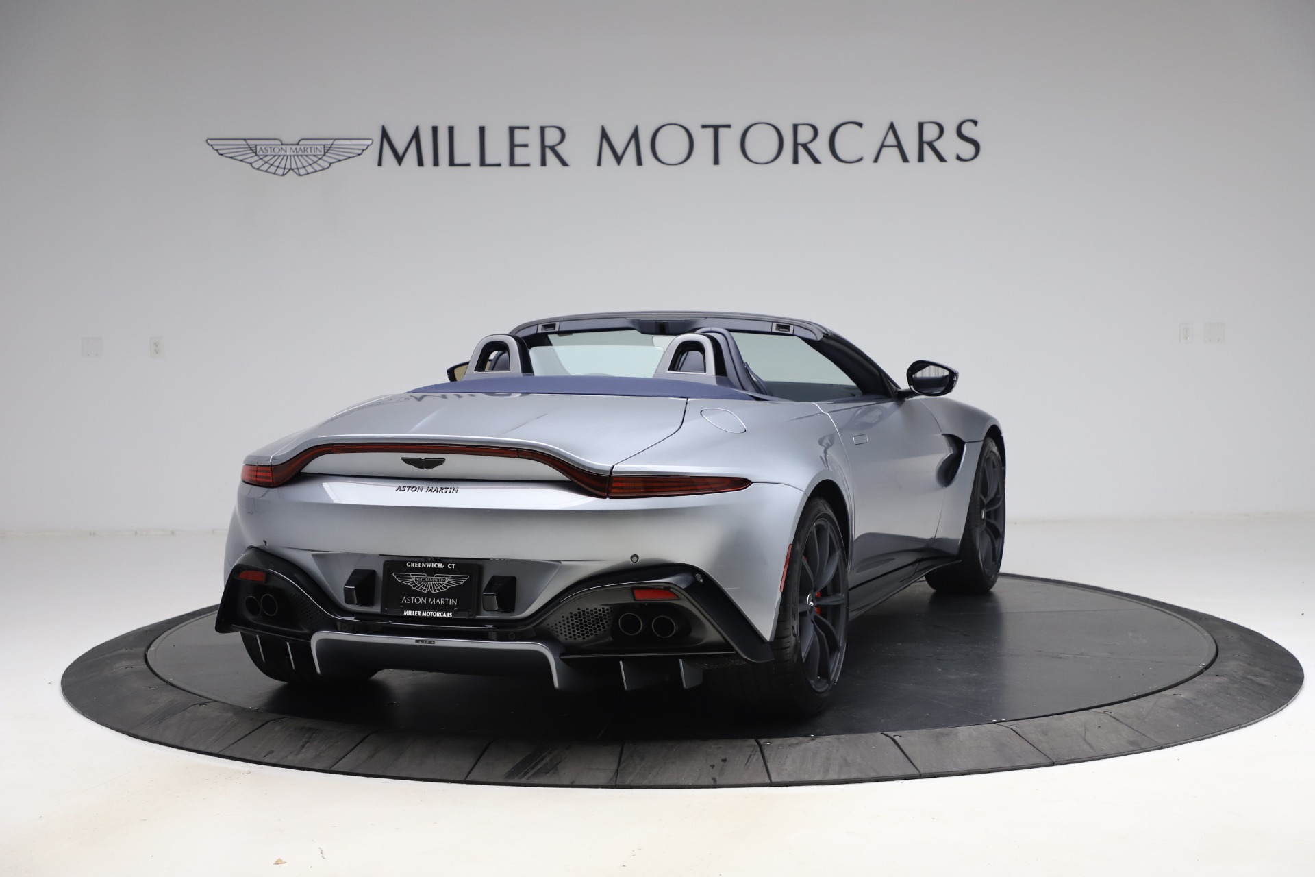 New 2021 Aston Martin Vantage Roadster Convertible | St. Petersburg, FL
