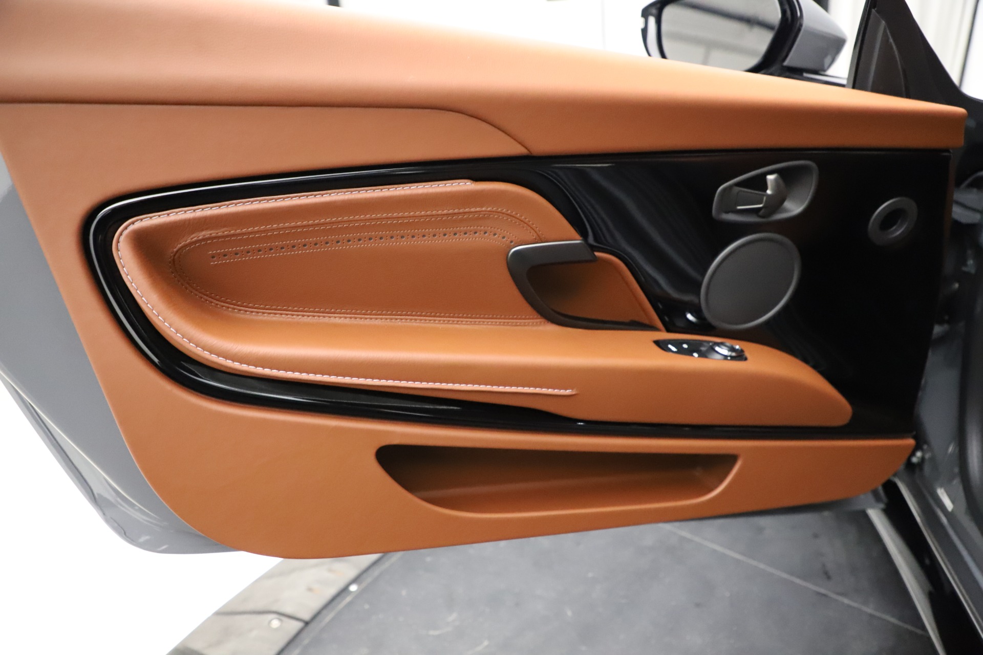 New 2020 Aston Martin DB11 V12 AMR | St. Petersburg, FL