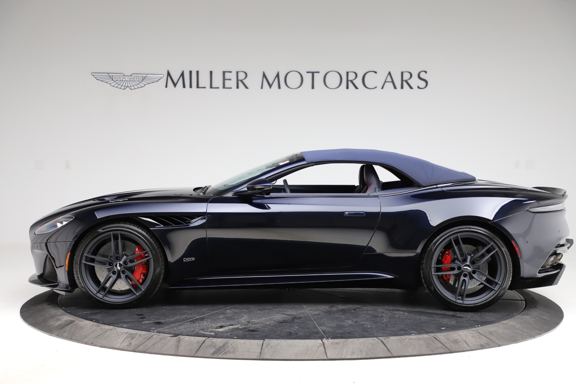 New 2021 Aston Martin DBS Superleggera Volante Convertible | St. Petersburg, FL
